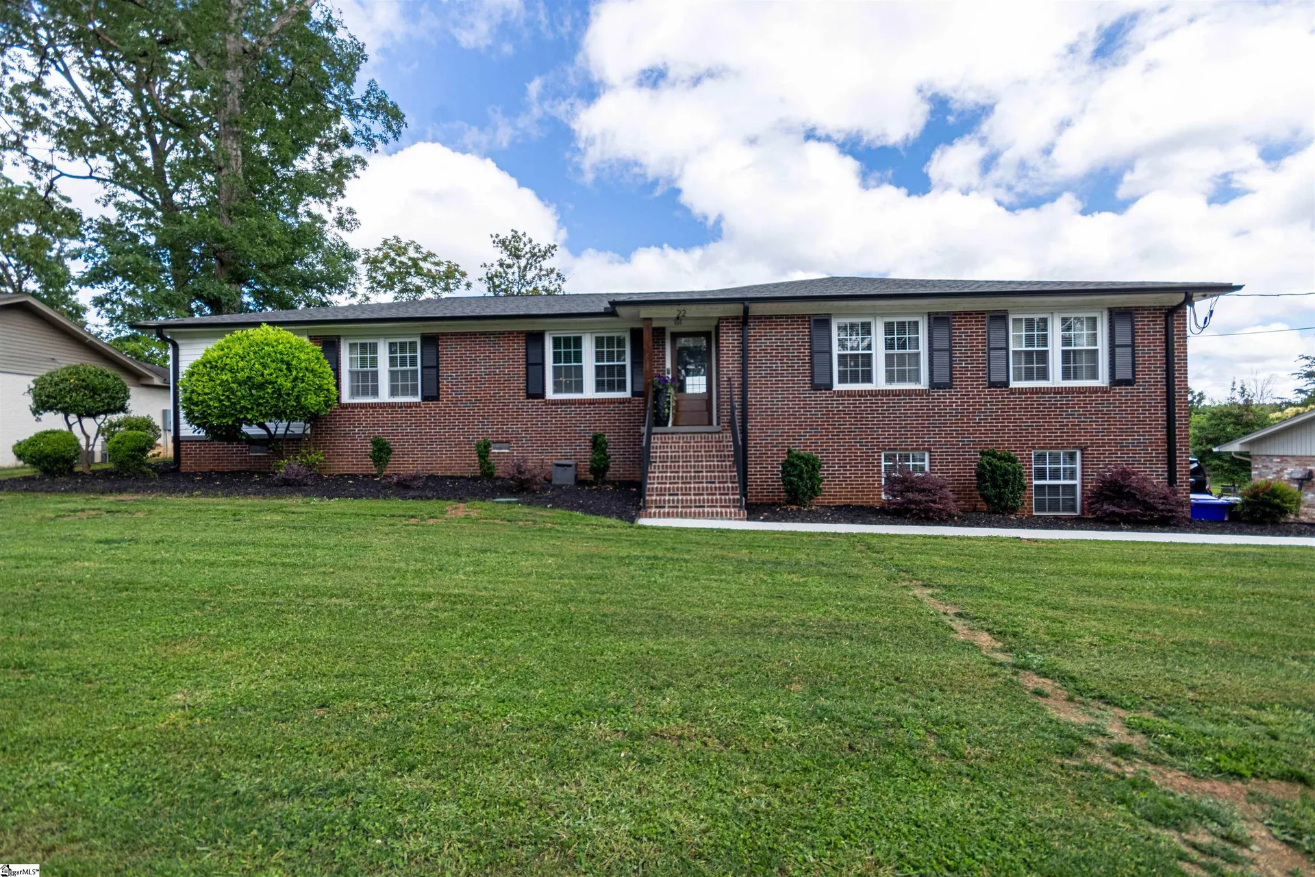 Property image 1 at 22 Lockwood Avenue, Greenville, SC 29607