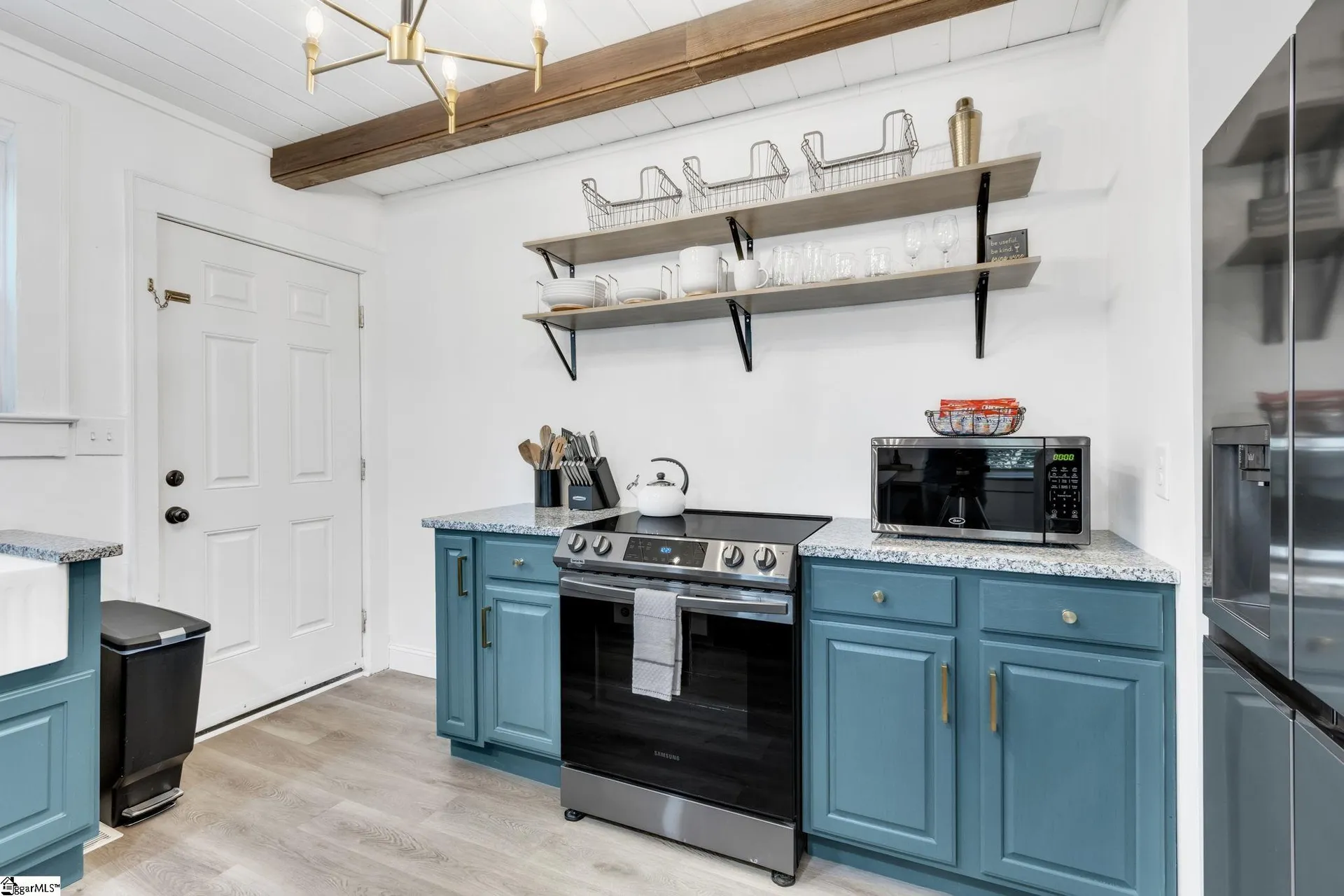 Property image 5 at 13 Tindal Road, Greenville, SC 29617