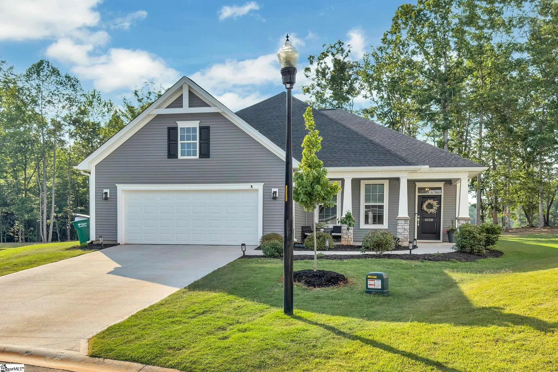 Property image 1 at 4250 Winding Ridge Lane, Boiling Springs, SC 29316
