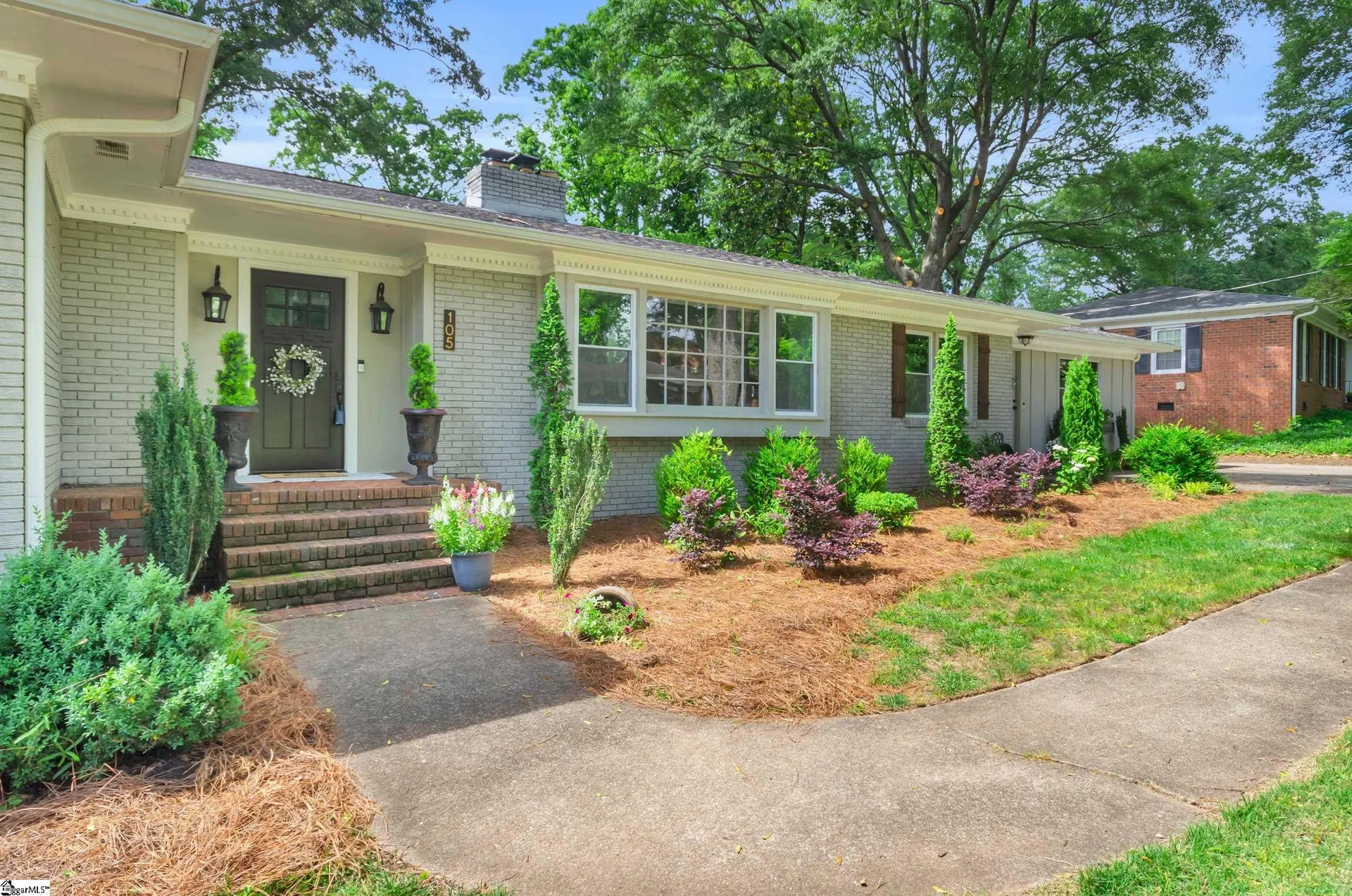 Property image 2 at 105 Rollingreen Road, Greenville, SC 29615