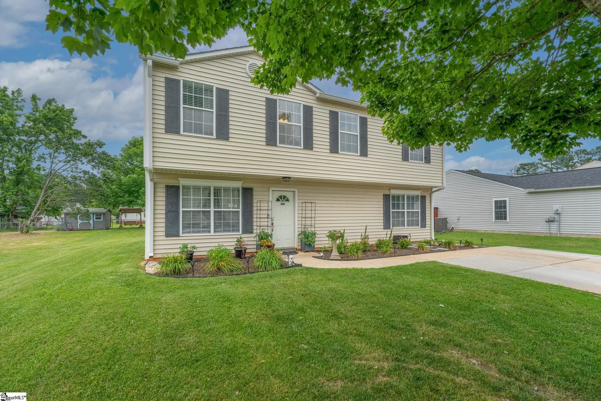 Property image 3 at 305 Tripmont Court, Simpsonville, SC 29680