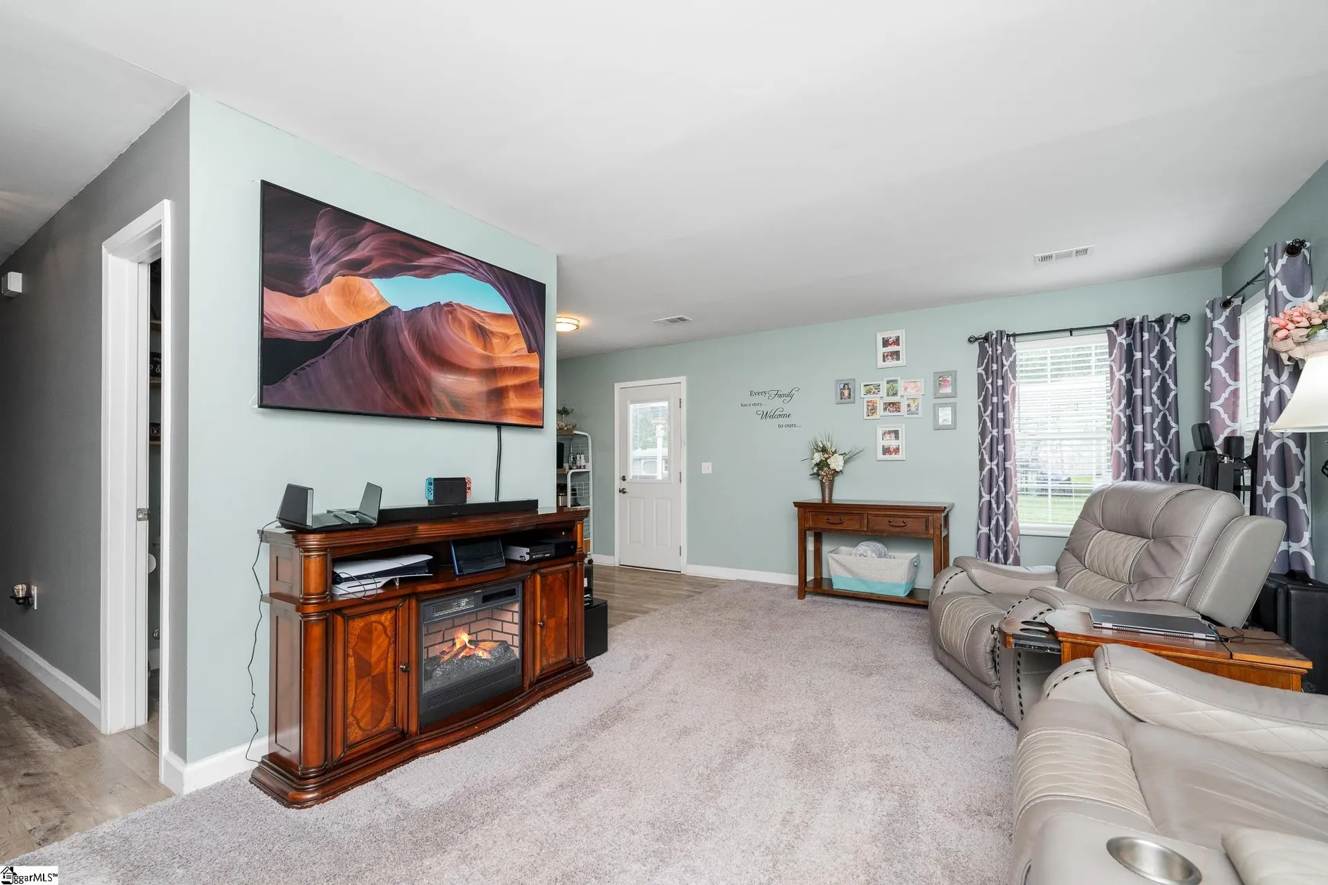 Property image 5 at 305 Tripmont Court, Simpsonville, SC 29680