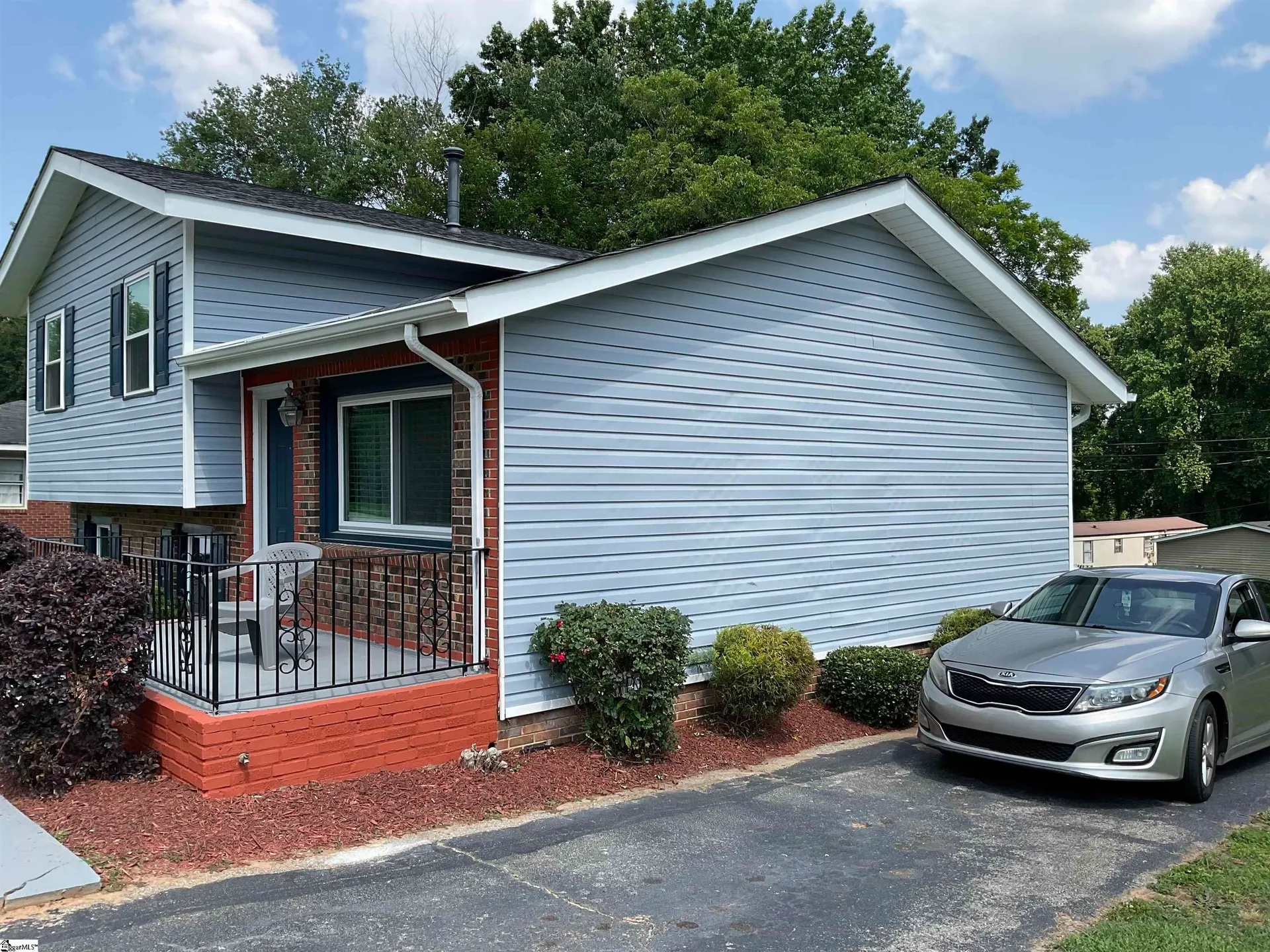 Property image 2 at 407 Old Farm Road, Moore, SC 29539