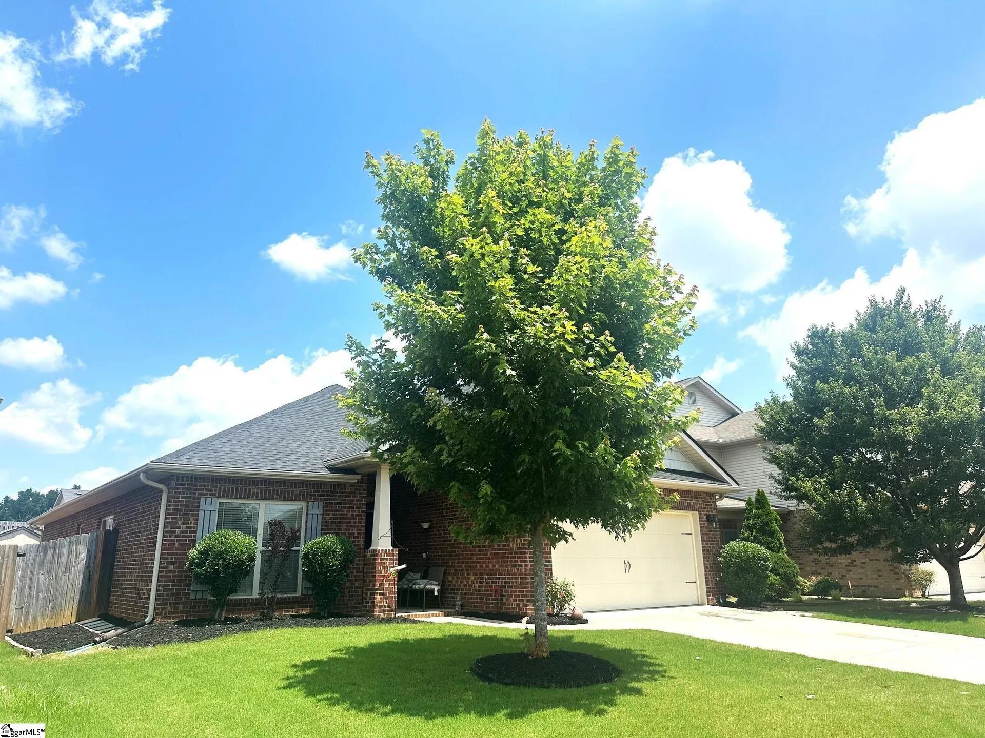 Property image 3 at 220 Scottish Avenue, Simpsonville, SC 29680-7390
