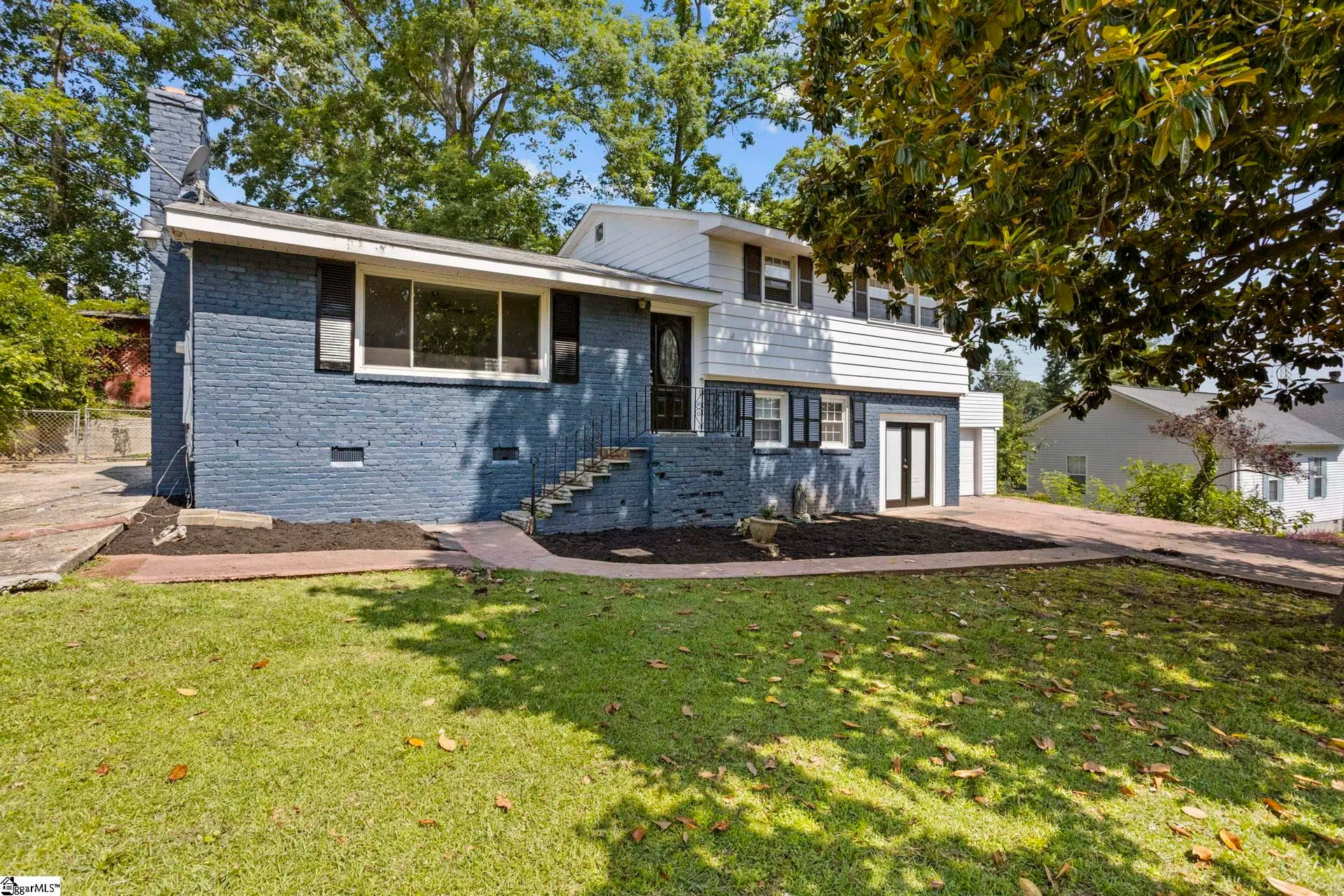 Property image 2 at 106 Chesterfield Road, Greenville, SC 29605
