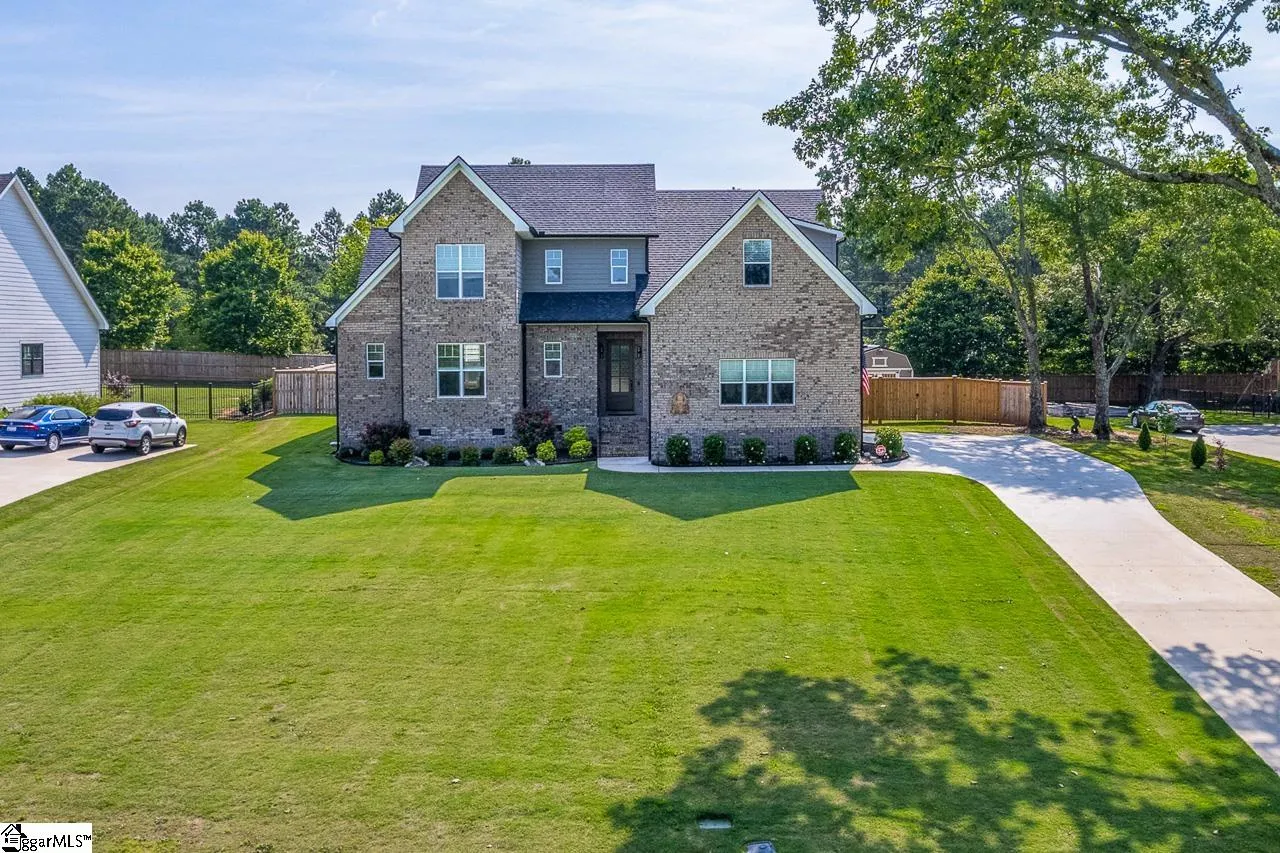 The Oaks at Mountain View, Williamston Community
