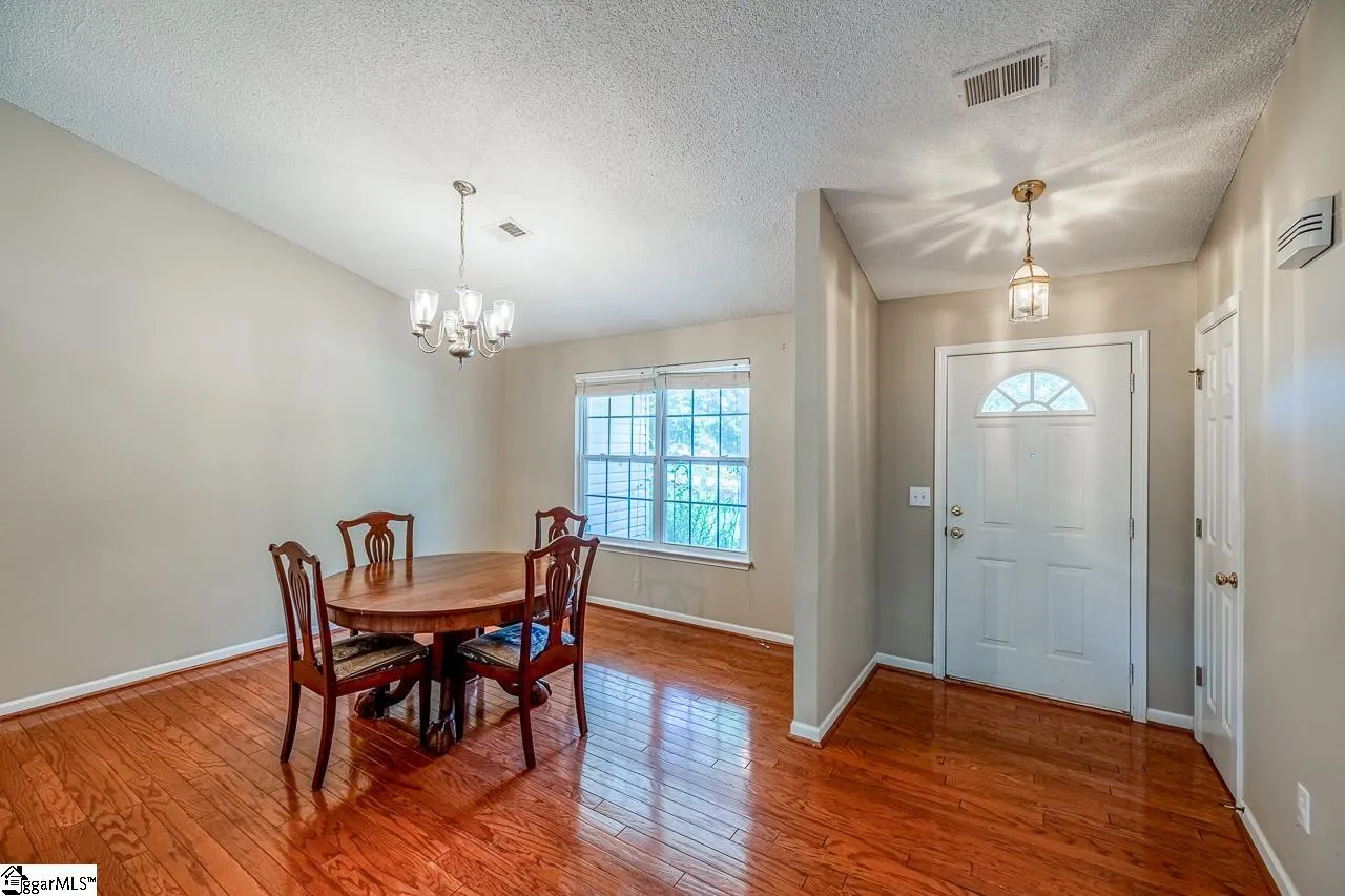 Property image 3 at 1 Winsome Drive, Taylors, SC 29687