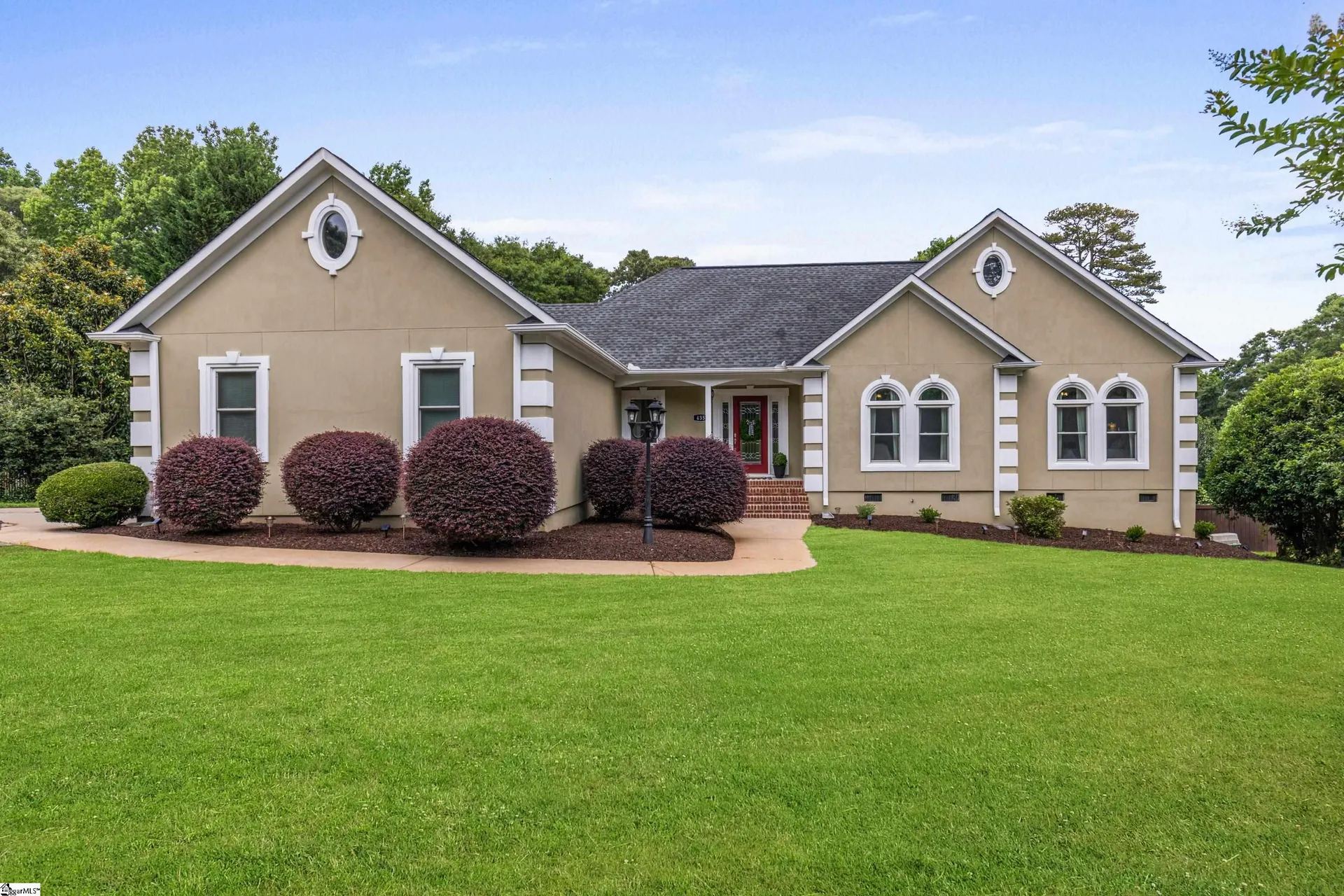 Shenandoah III, Moore Community