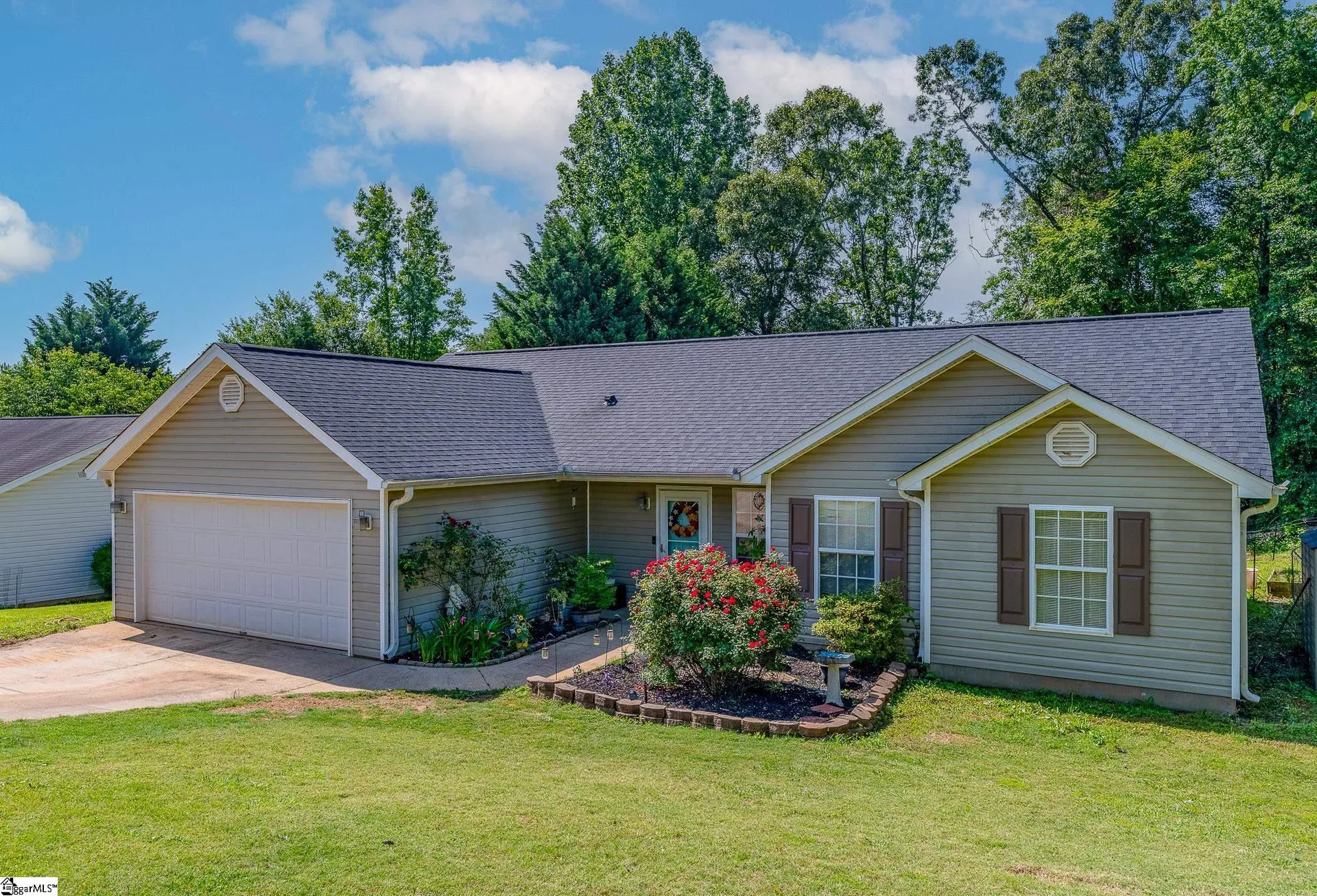 Mountain Crest, Travelers Rest Community
