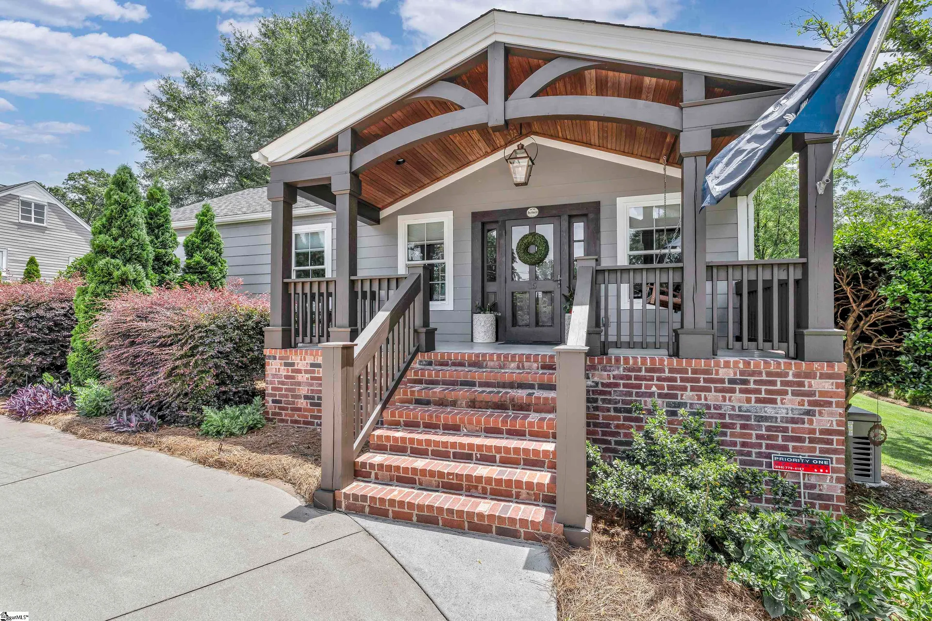 Property image 2 at 15 High Hill Street, Greenville, SC 29605