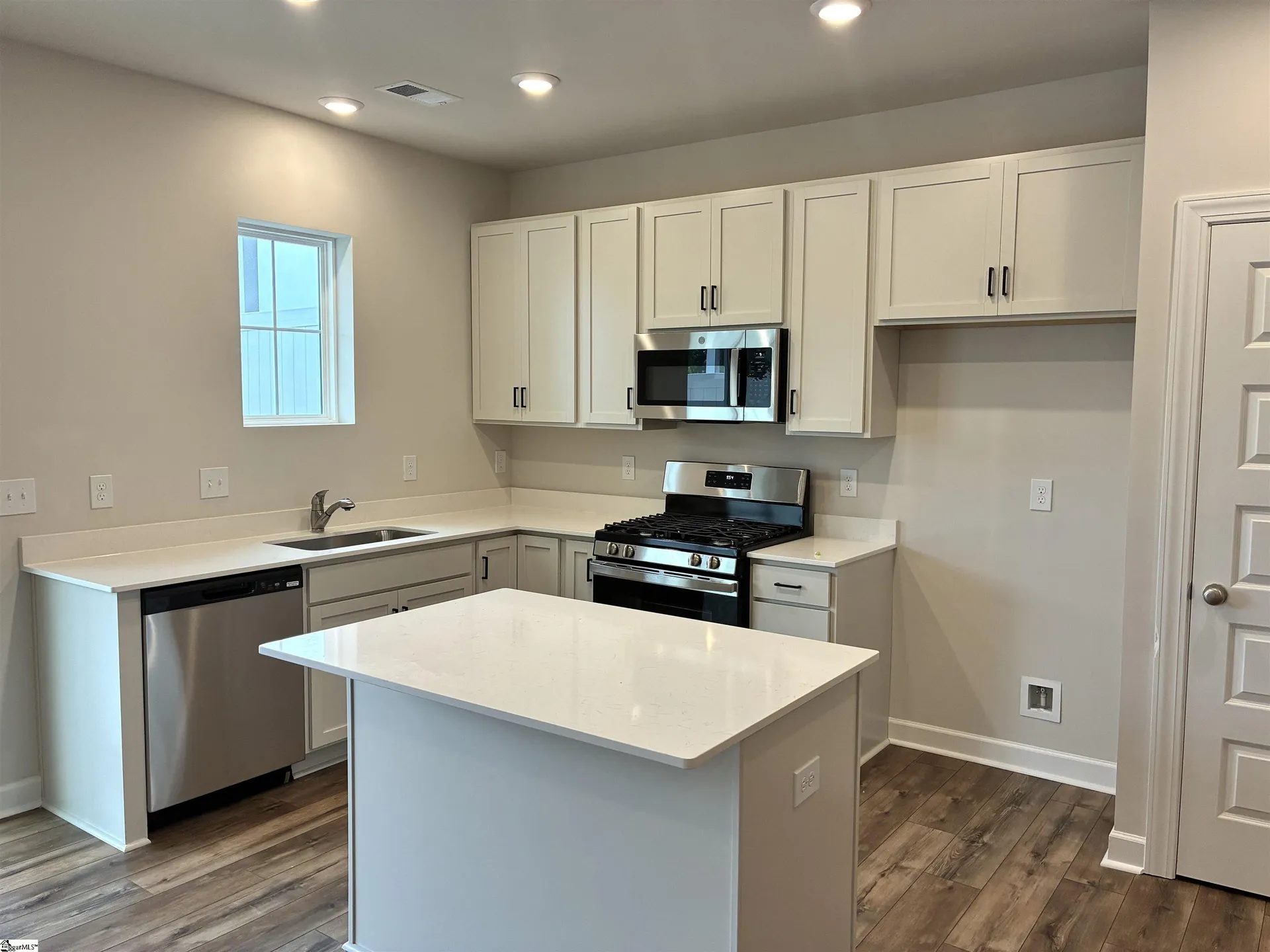 Property image 5 at 1524 Yellowwood Court, Reidville, SC 29375