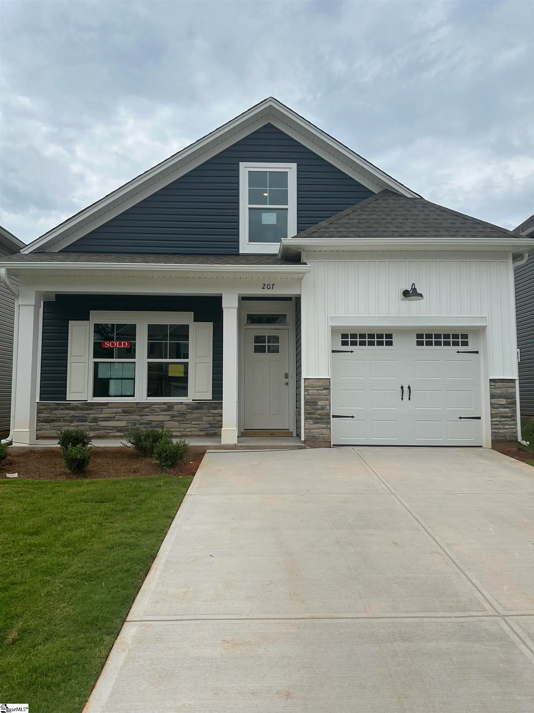 207 Brown Circle