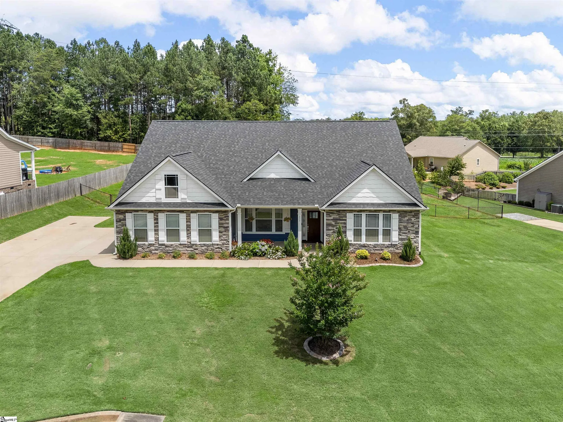 Property image 2 at 373 Roy Hall Way, Campobello, SC 29322
