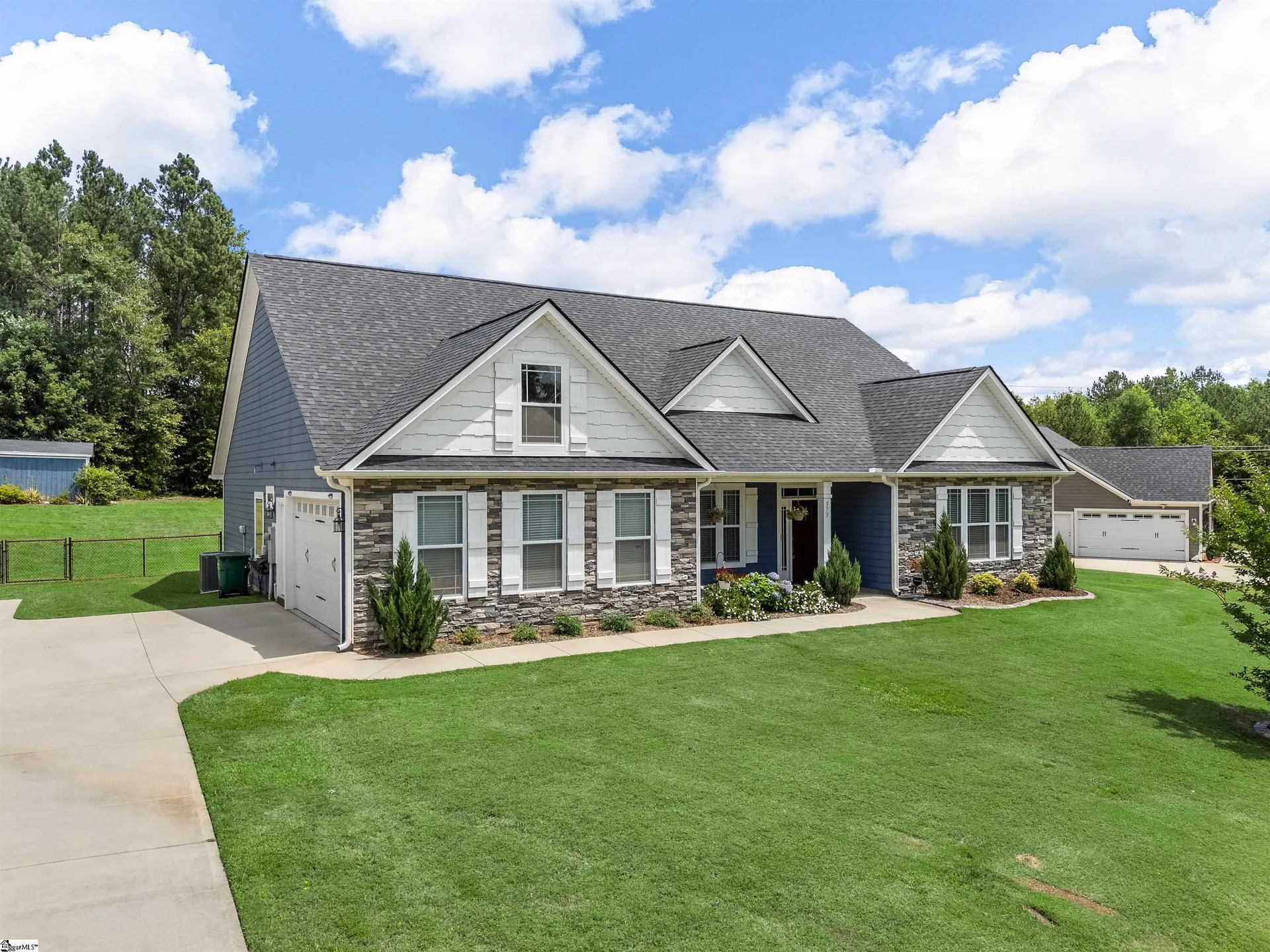 Property image 3 at 373 Roy Hall Way, Campobello, SC 29322
