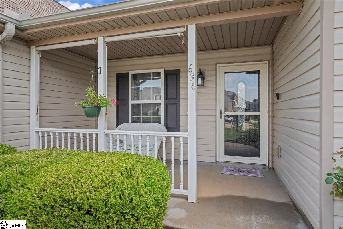 Property image 3 at 636 Cordelia Court, Boiling Springs, SC 29316