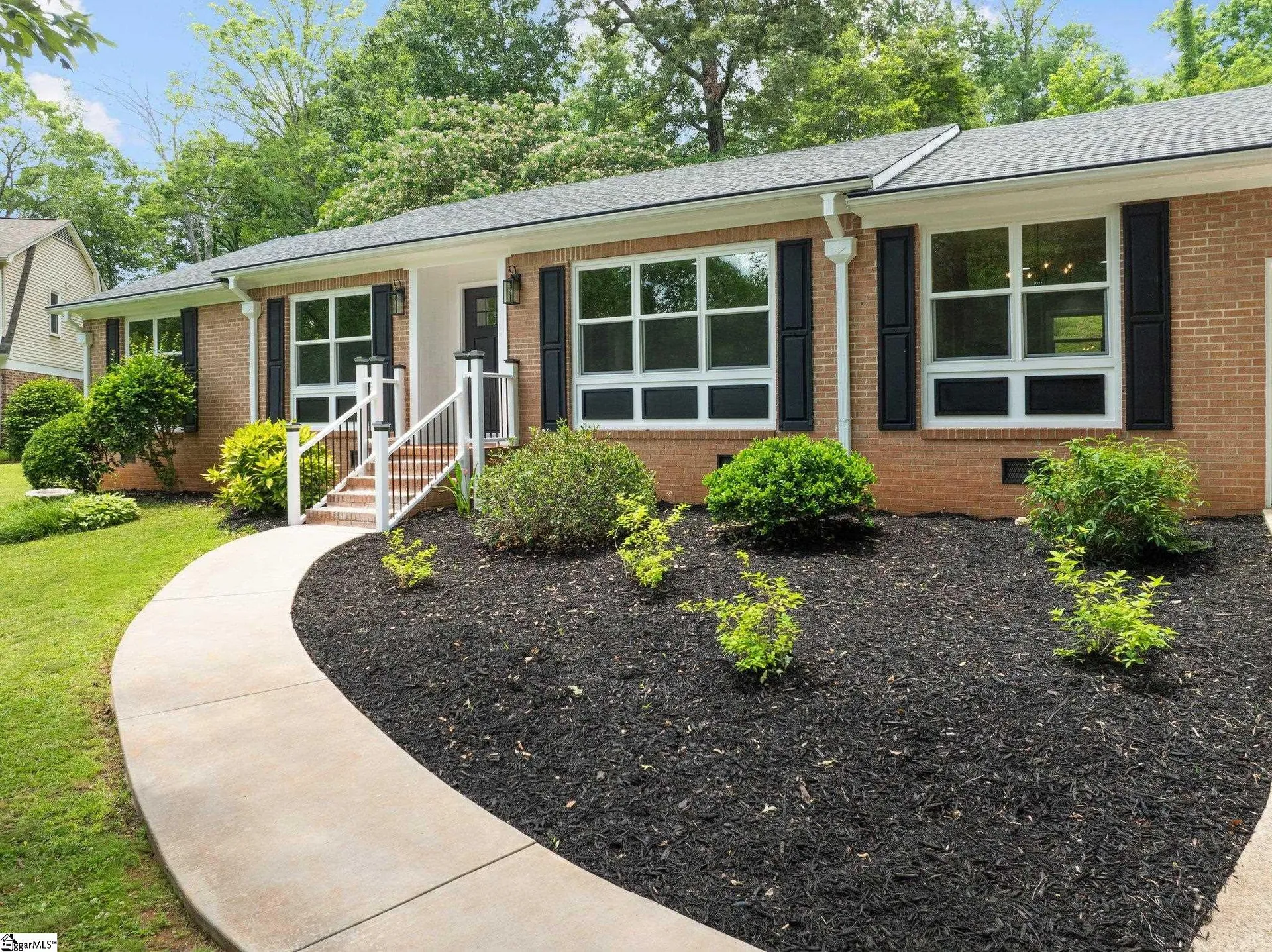 Property image 3 at 12 Burlwood Court, Taylors, SC 29687