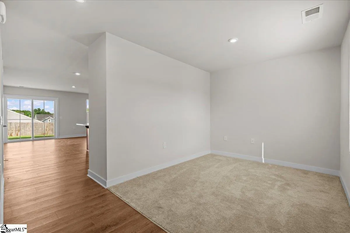 Property image 5 at 917 Blue Willow Court, Spartanburg, SC 29302