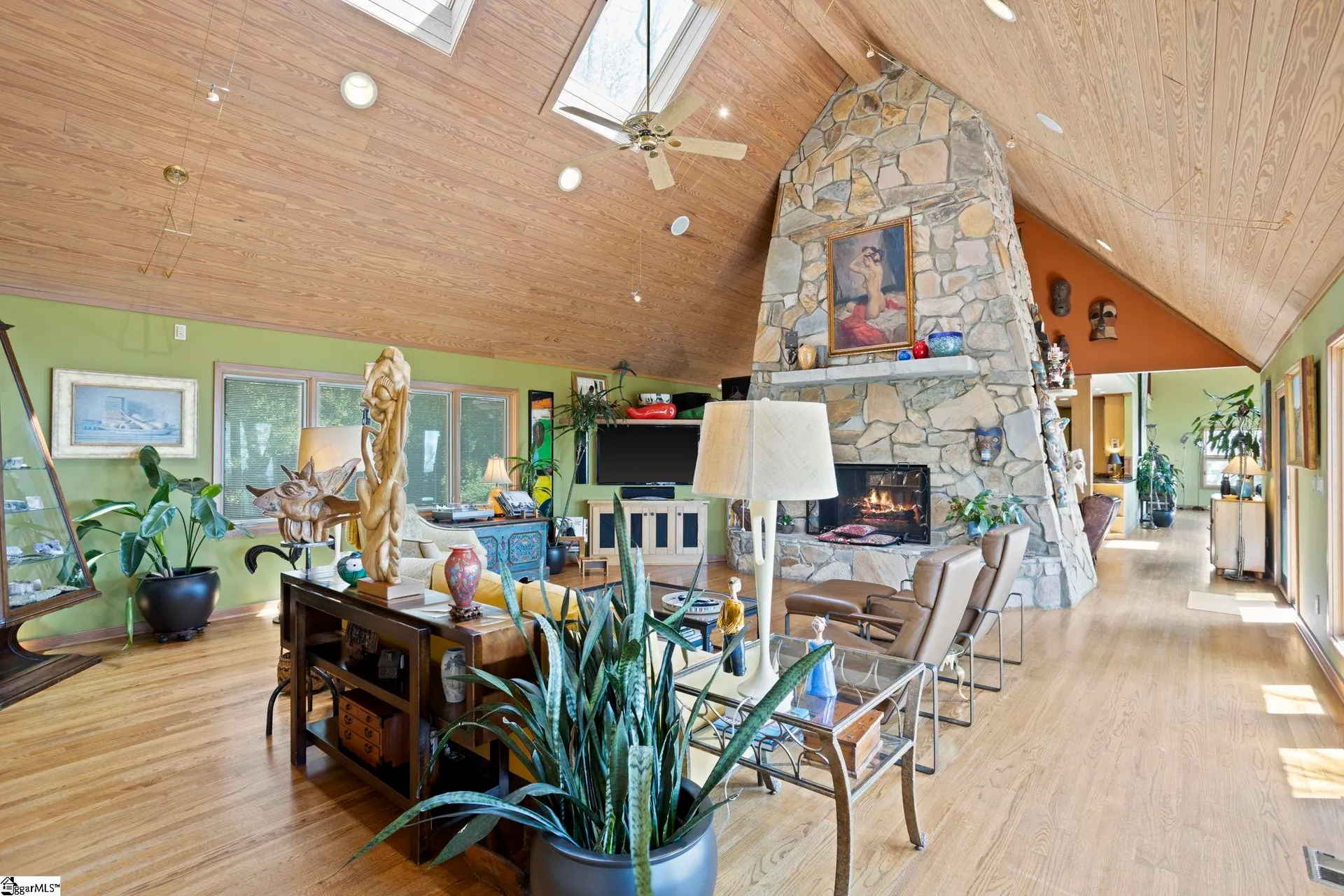 Property image 5 at 902 Altamont Road, Greenville, SC 29609
