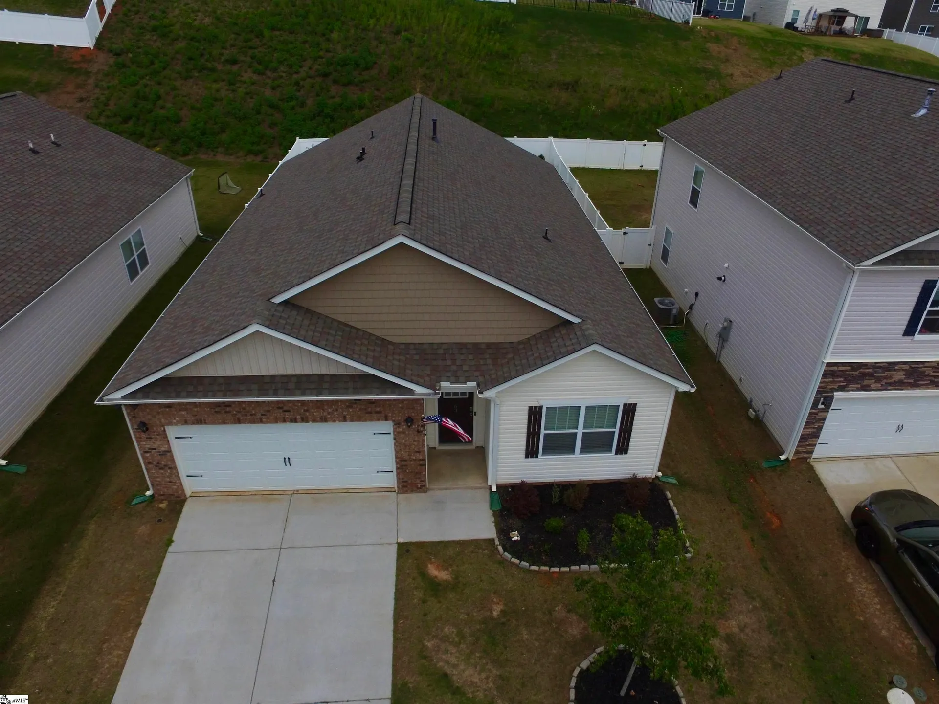 Property image 2 at 63 Oak Edge Lane, Greer, SC 29651