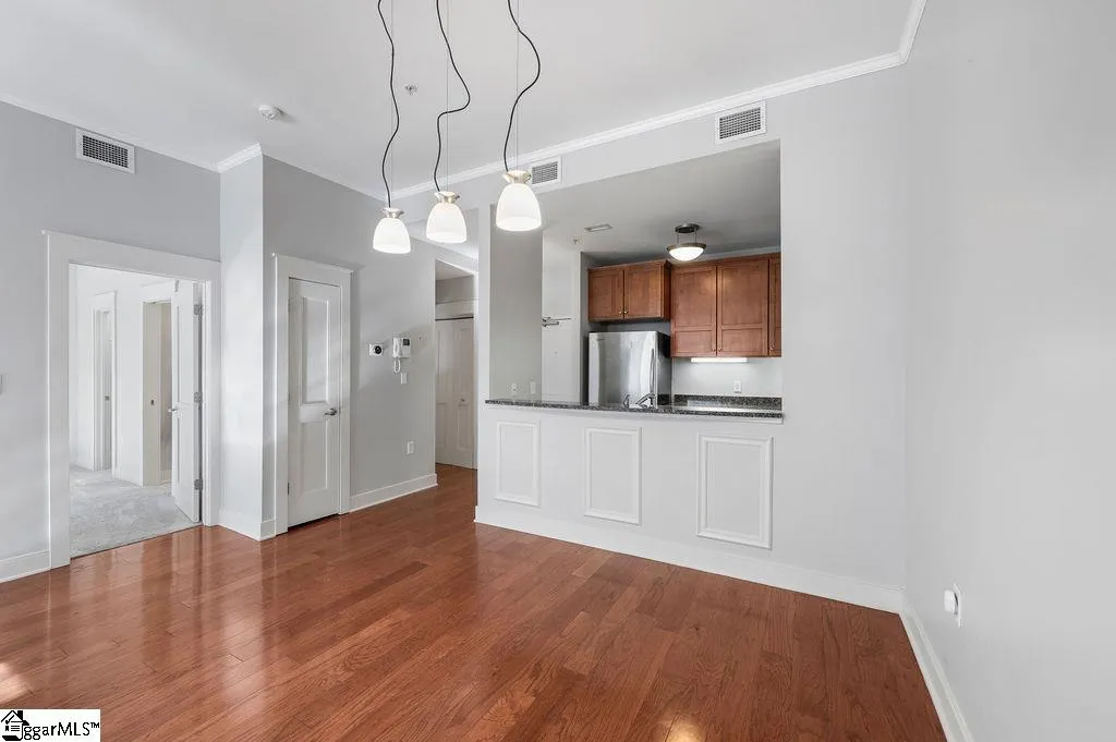 Property image 5 at 155 Riverplace, Greenville, SC 29601