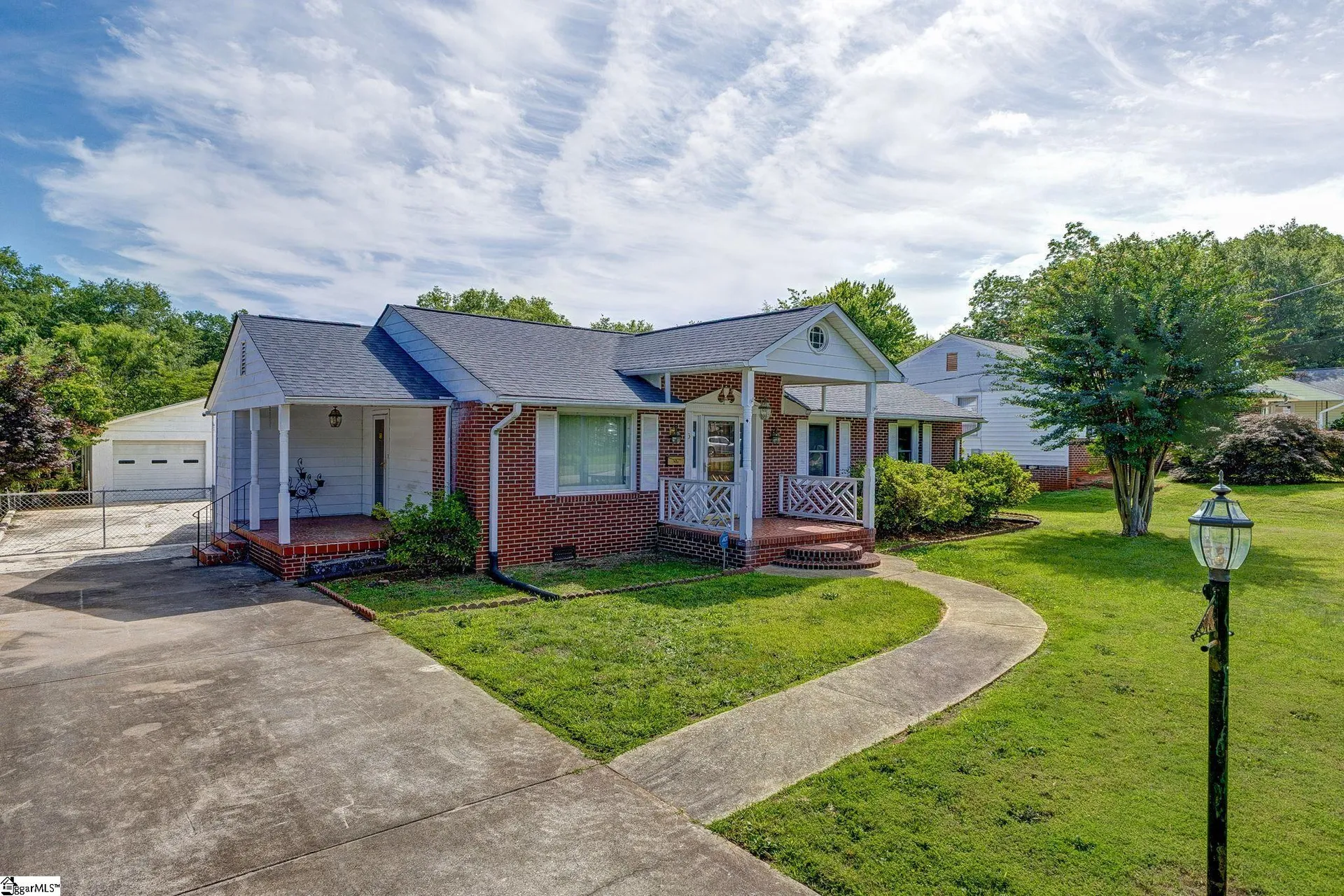 Property image 2 at 3 Plymouth Avenue, Greenville, SC 29607
