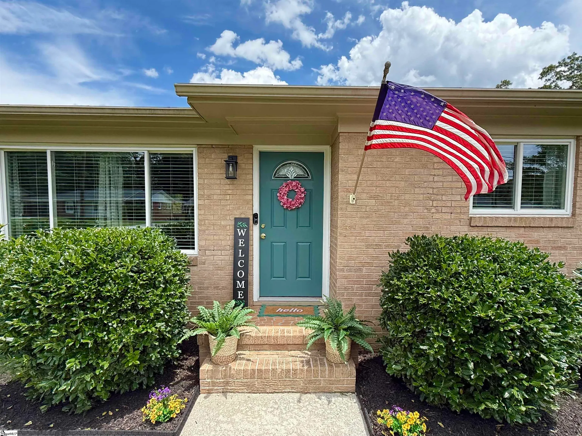 Property image 2 at 111 Avon Drive, Taylors, SC 29687