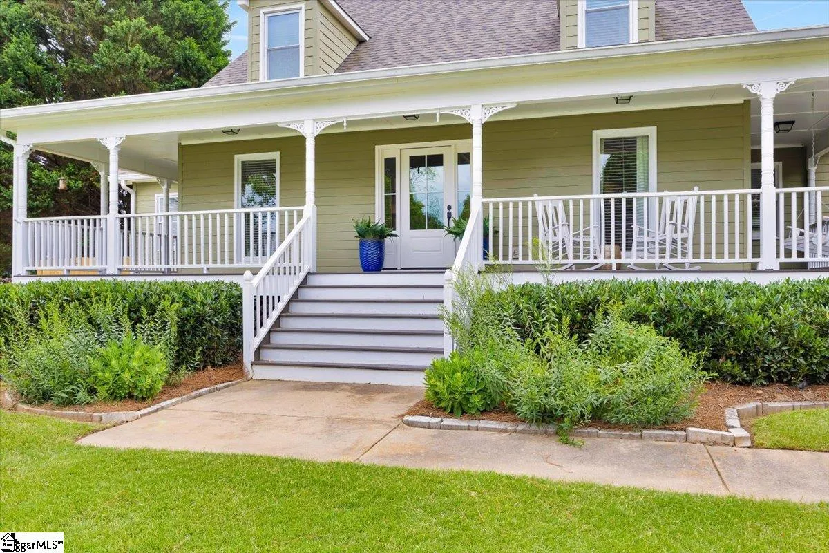 Property image 4 at 109 W Fieldsparrow Court, Greenville, SC 29615