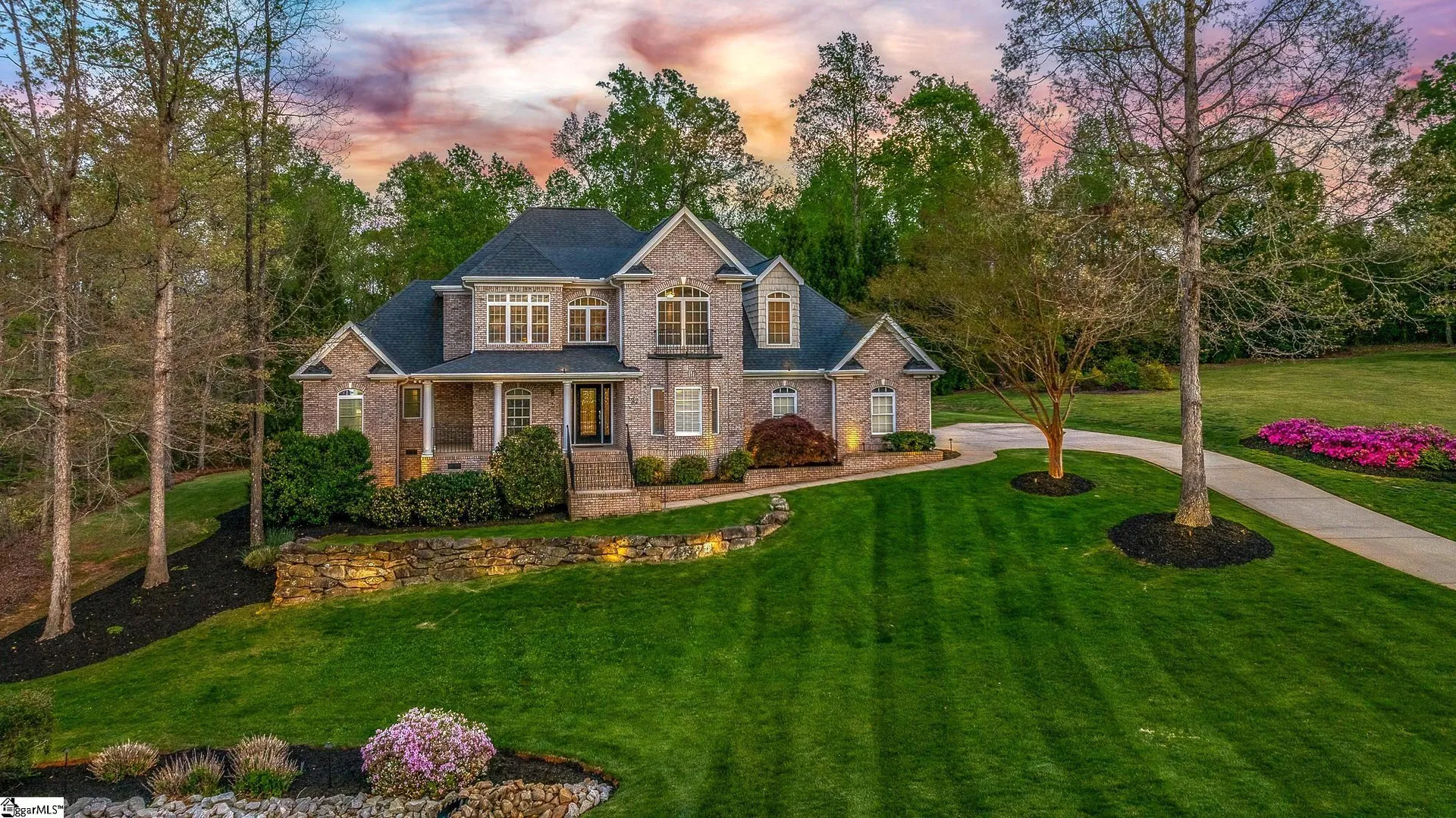 127 Warren Drive