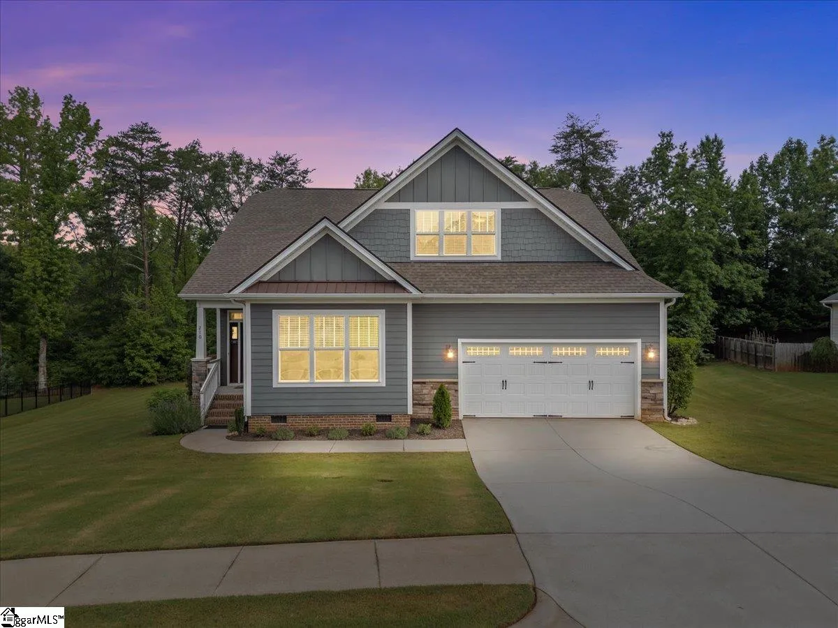Property image 2 at 210 Grayson Drive, Travelers Rest, SC 29690