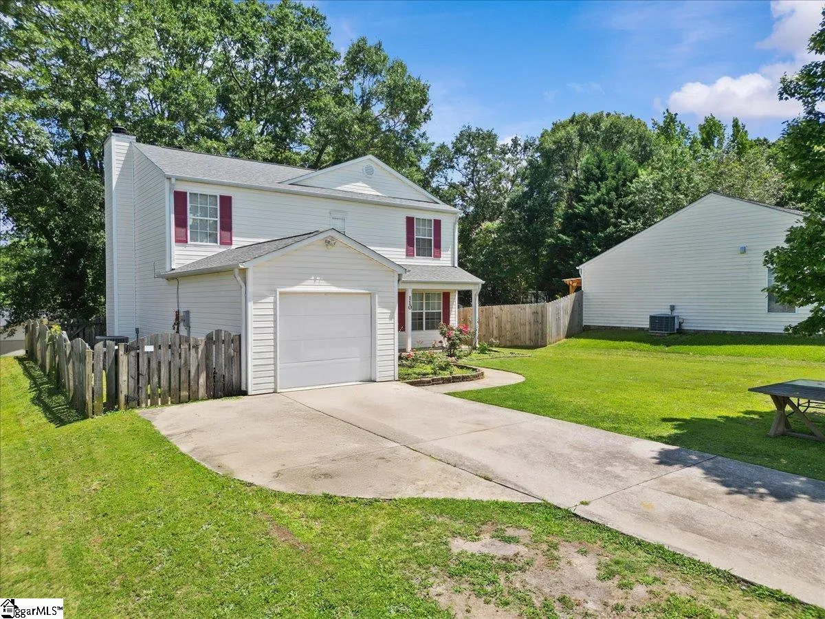 Property image 2 at 110 Willow Bend Drive, Taylors, SC 29687