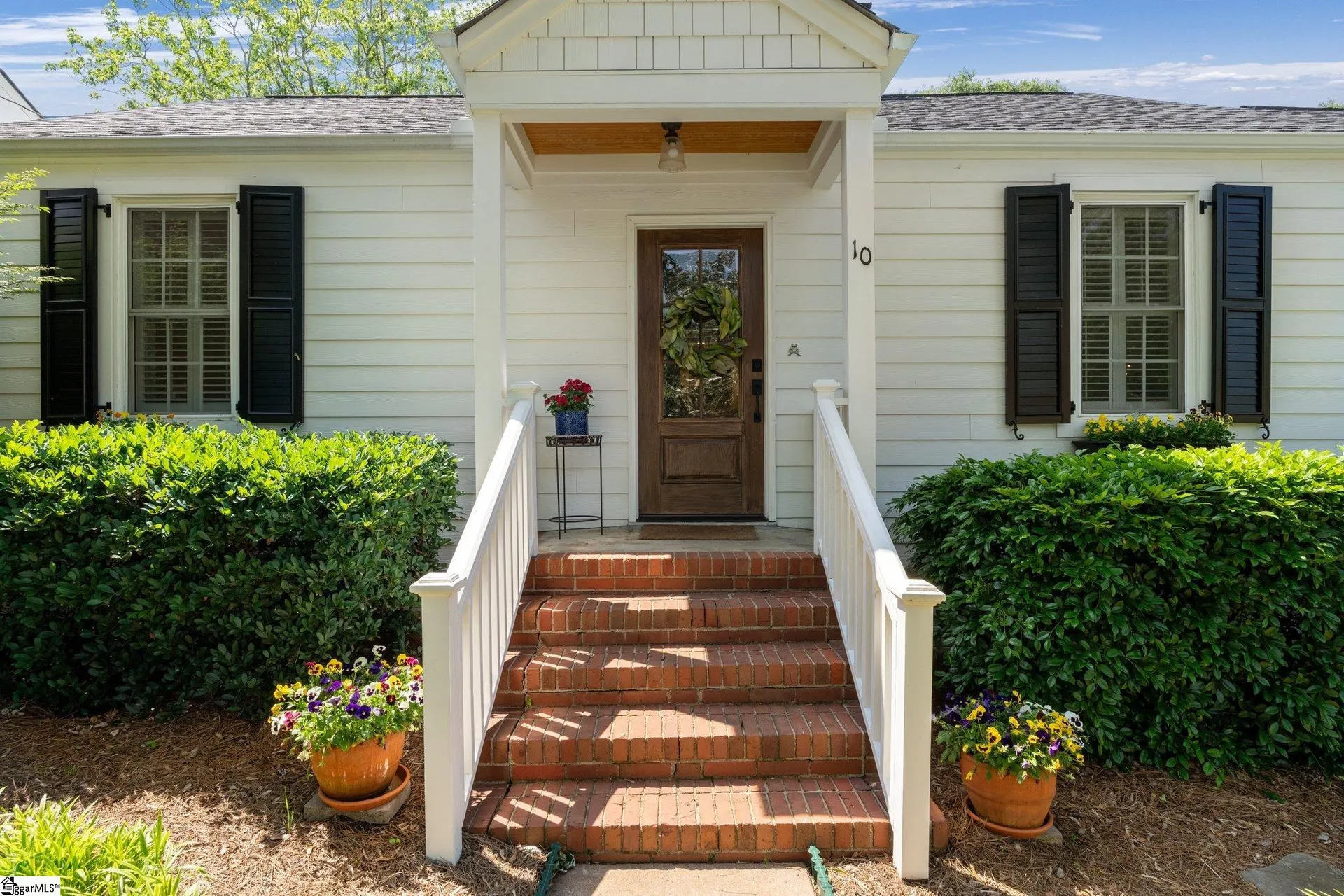 Property image 3 at 10 Long Hill Street, Greenville, SC 29605
