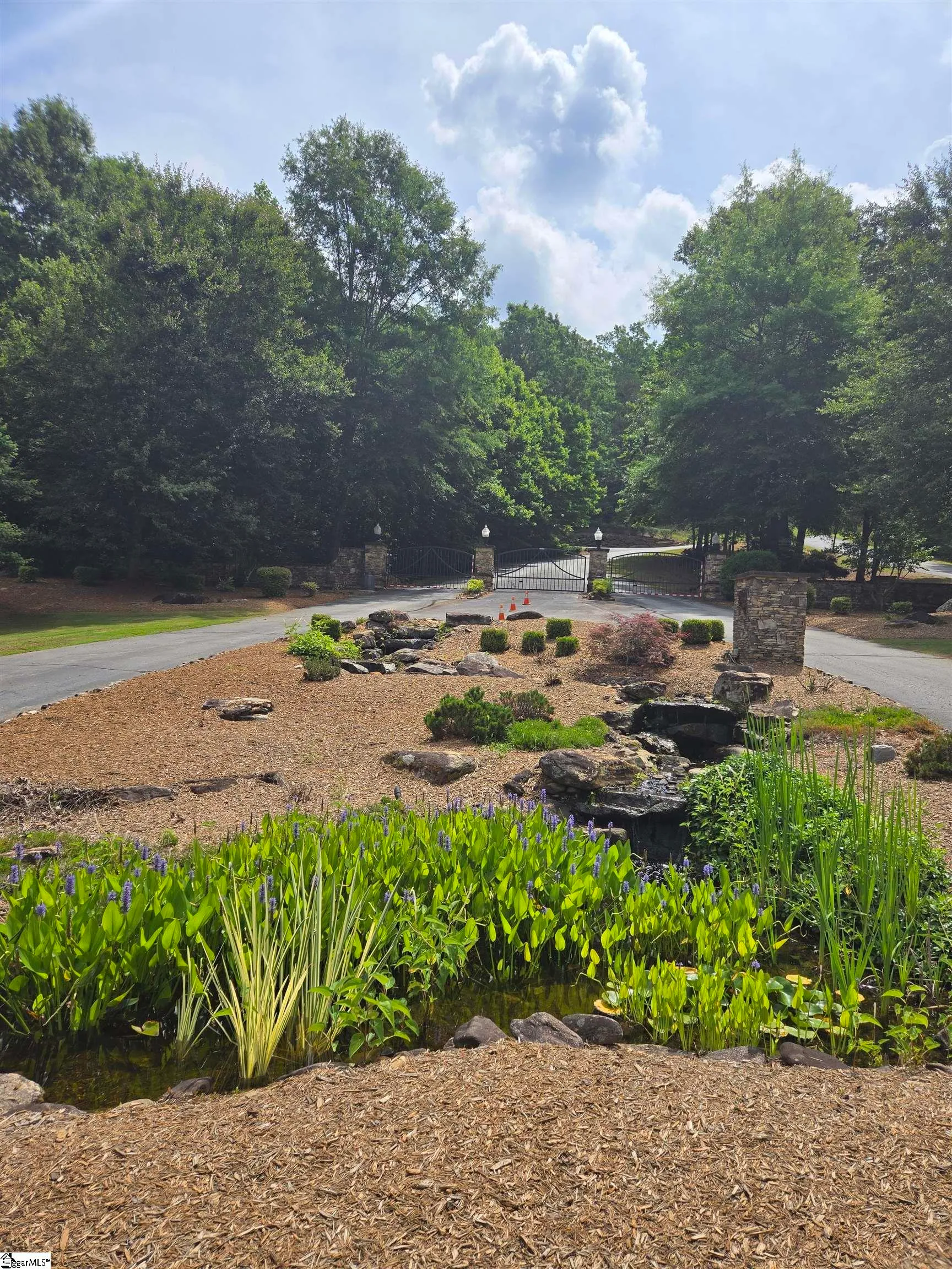 Property image 2 at 109 Bernhardt Way, Pickens, SC 29671
