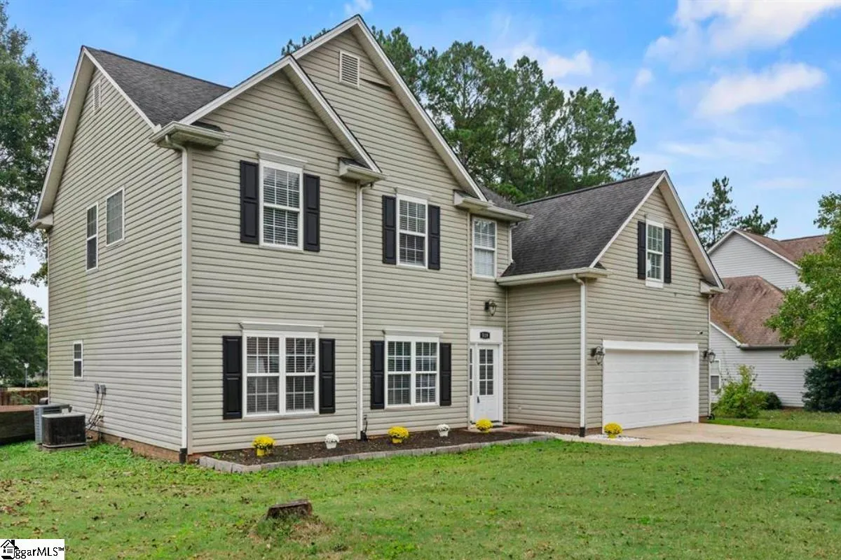 Property image 2 at 519 Forest Shoals Lane, Duncan, SC 29334