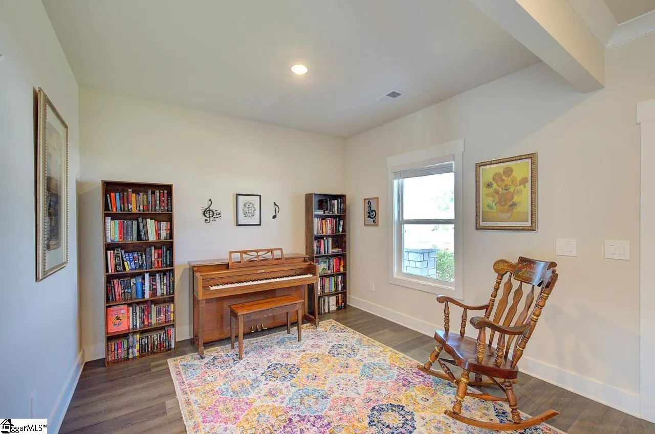 Property image 5 at 542 Silverado Avenue, Greenville, SC 29605