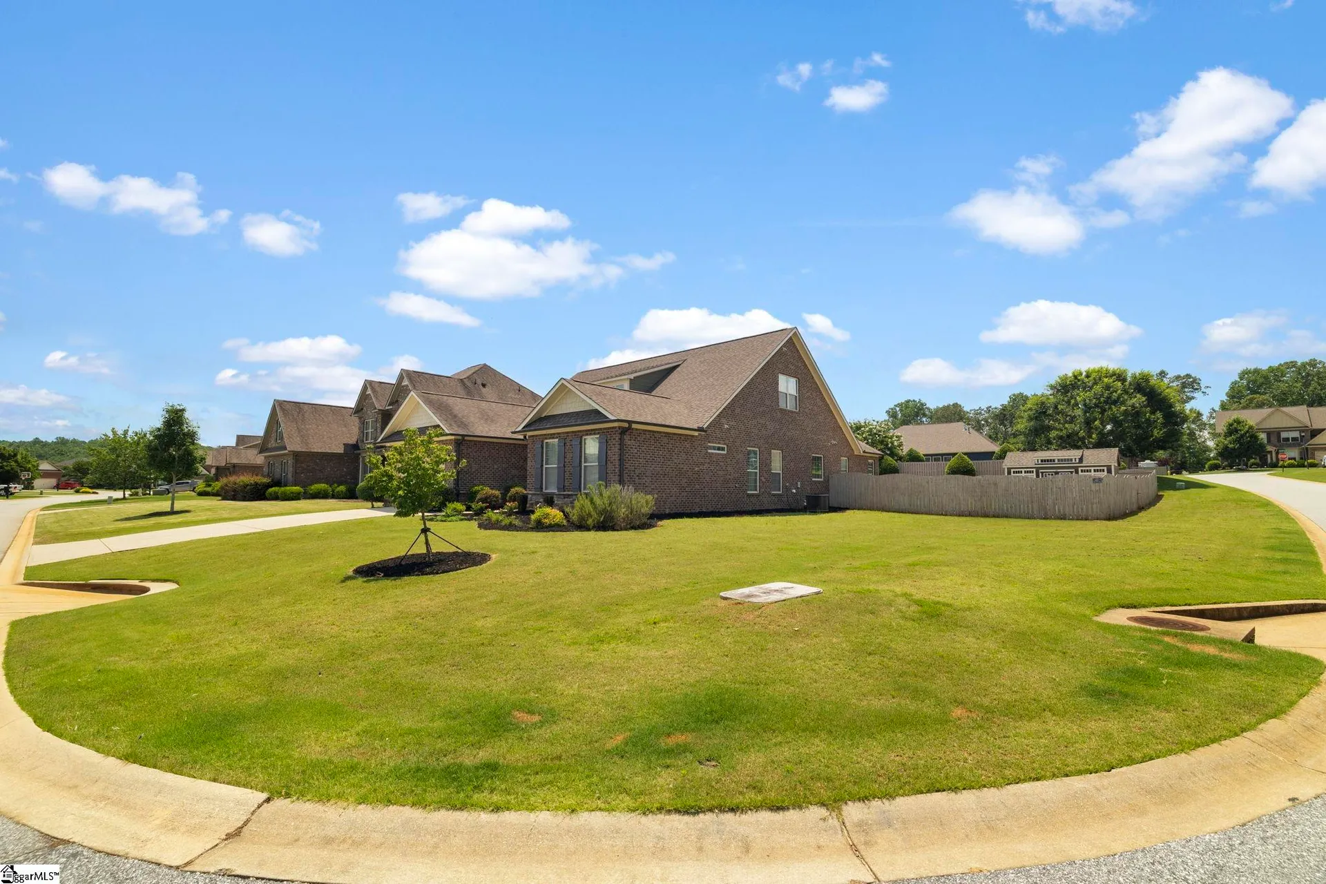 Property image 2 at 100 Dartford Court, Easley, SC 29642