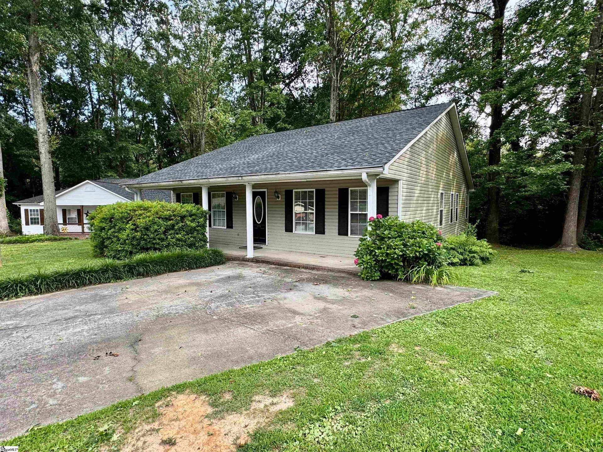 Property image 2 at 304 Tollgate Road, Simpsonville, SC 29681