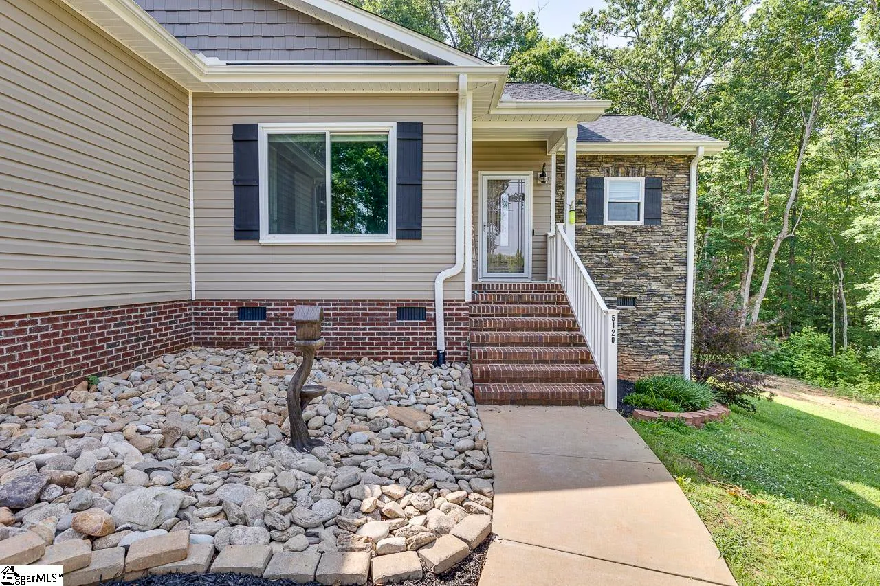 Property image 4 at 5120 Sunset Drive, Easley, SC 29642