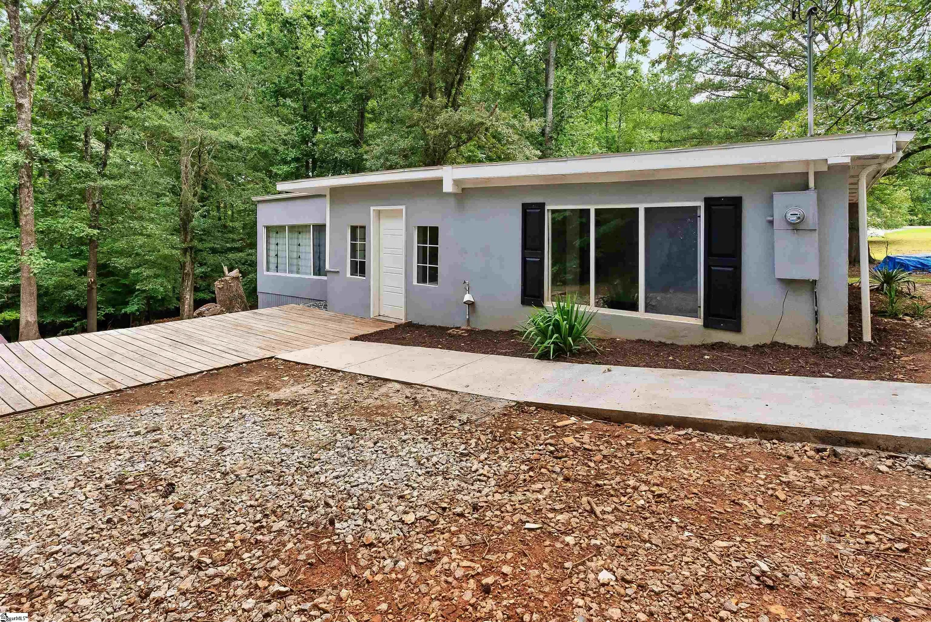 Property image 4 at 140 Robinhood Road, Townville, SC 29689