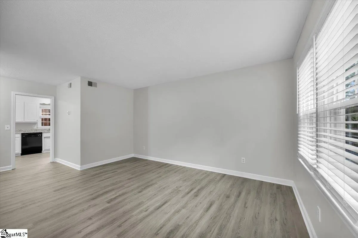 Property image 3 at 501 Edwards Road, Greenville, SC 29615