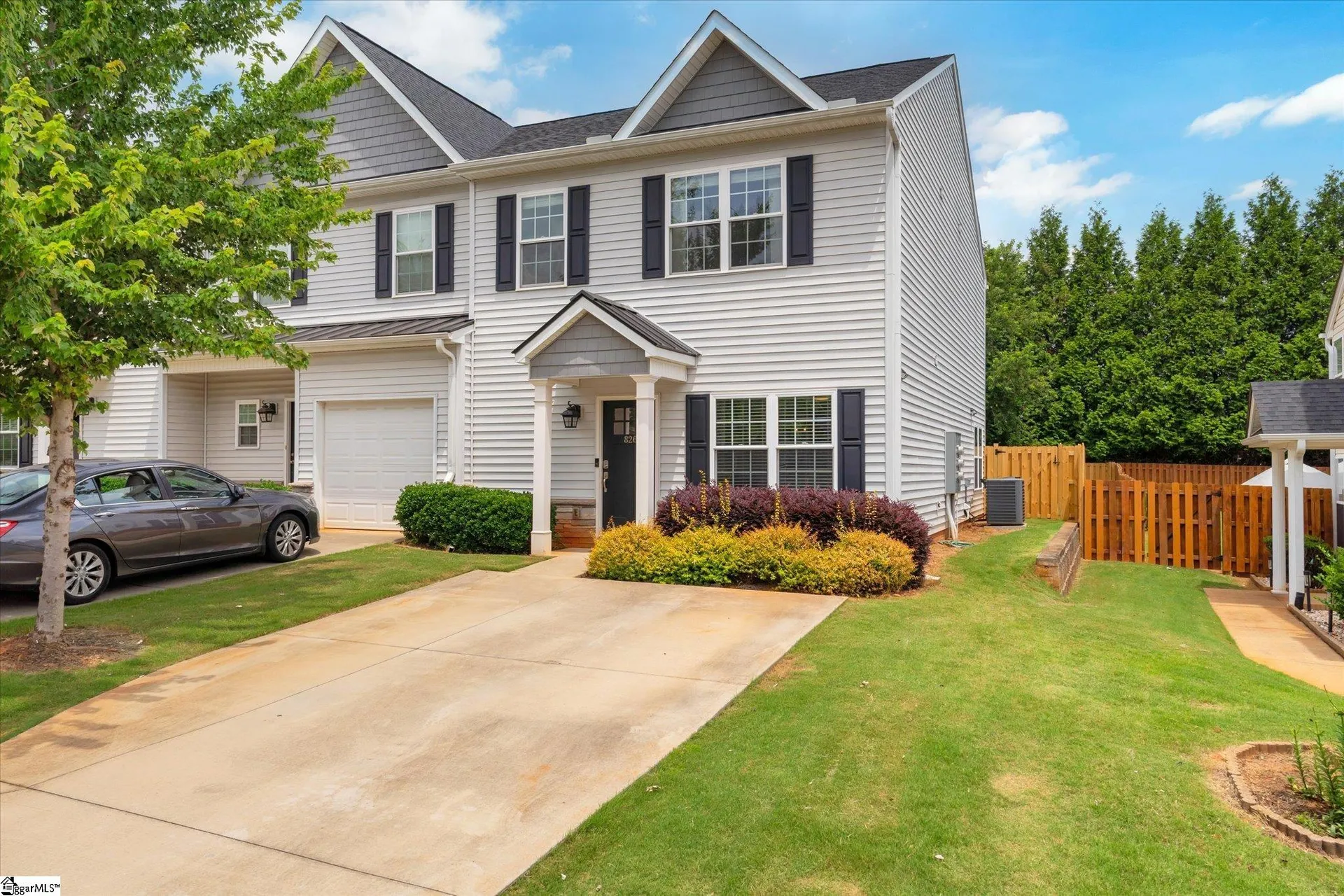 826 Chartwell Drive