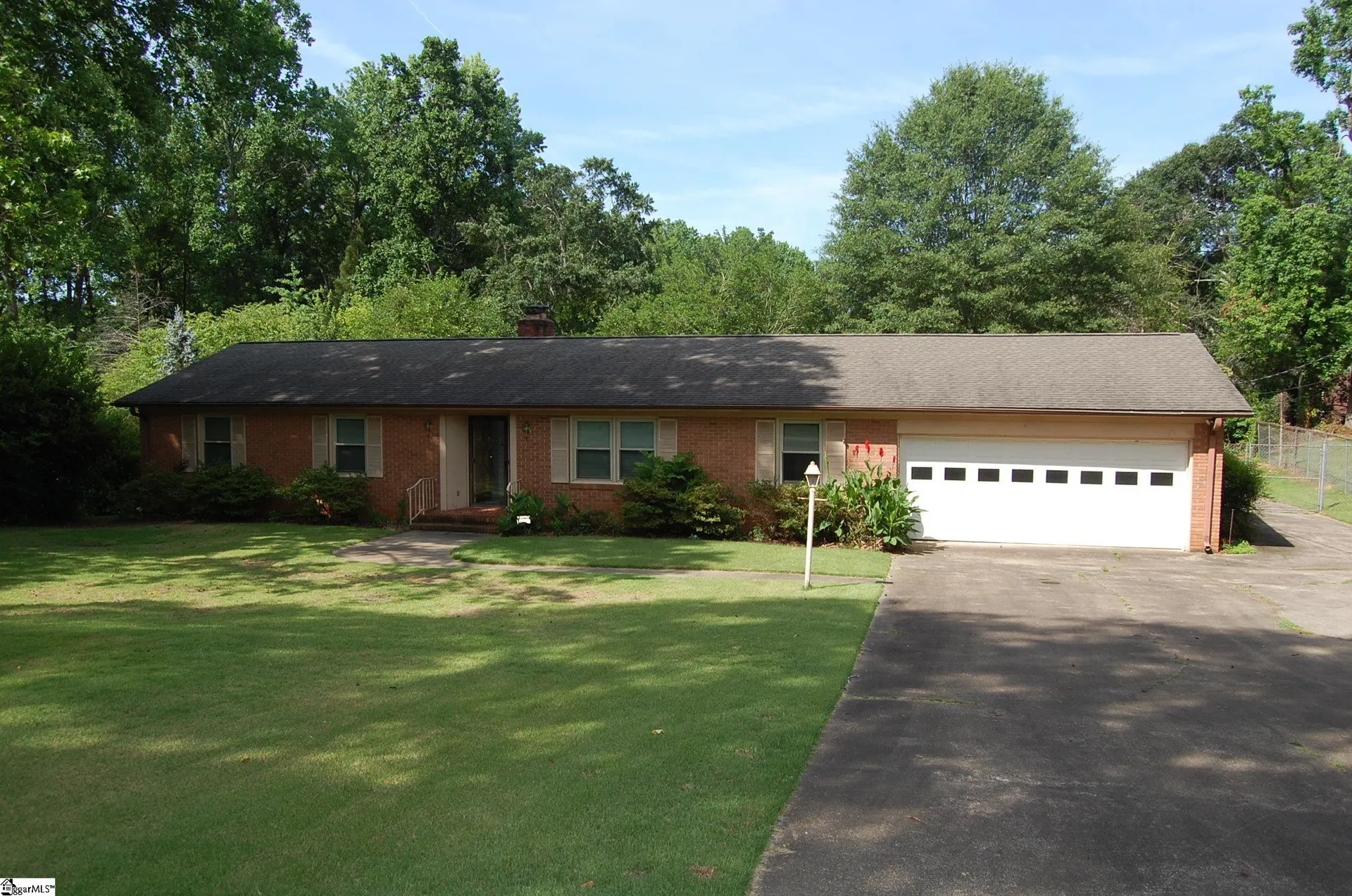 16 Heathwood Circle