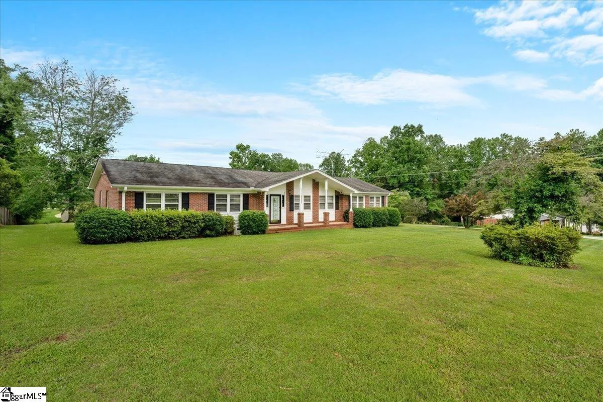 Property image 3 at 200 Camille Street, Easley, SC 29642