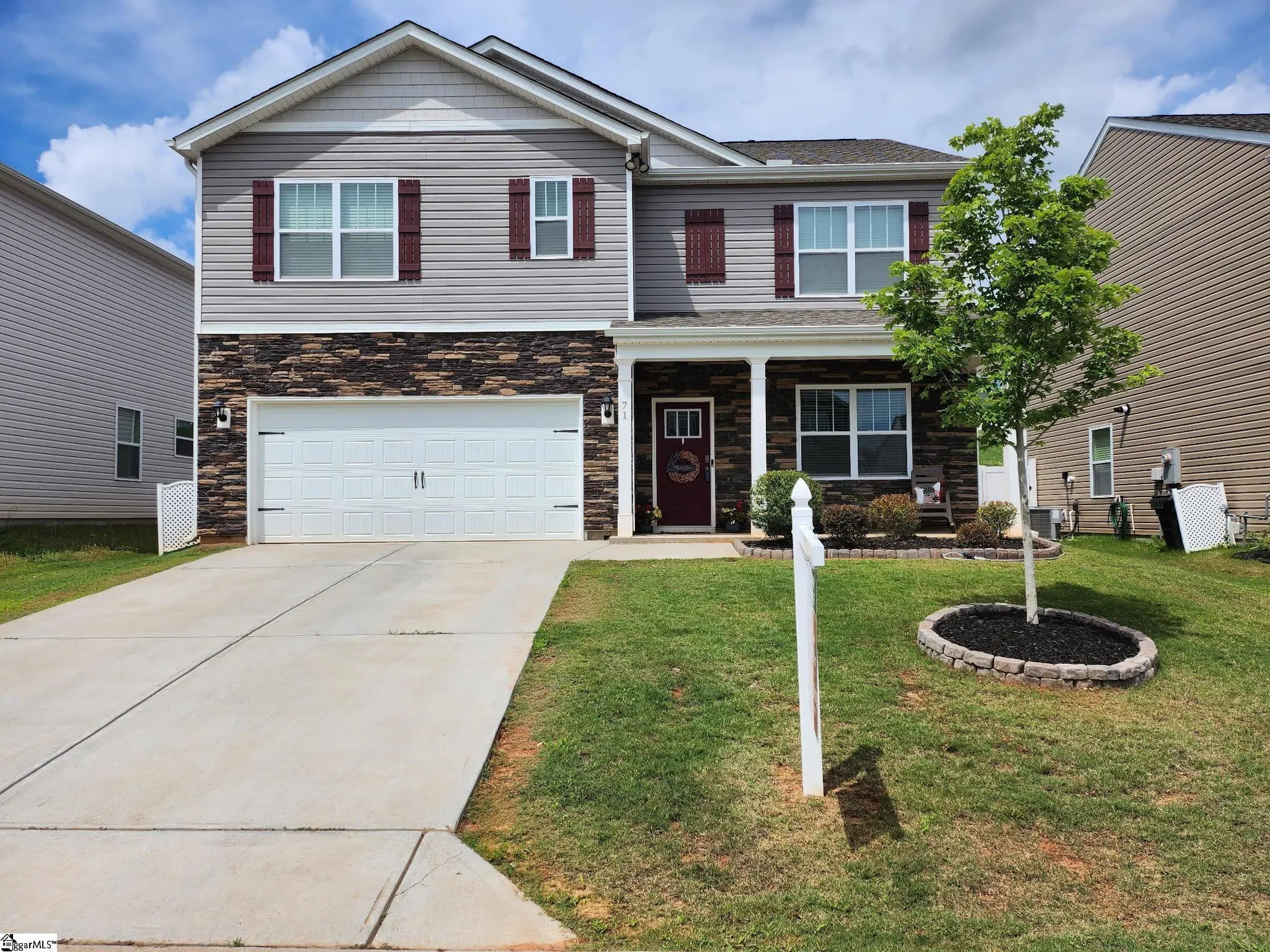 Property image 2 at 71 Oak Edge Lane, Greer, SC 29651