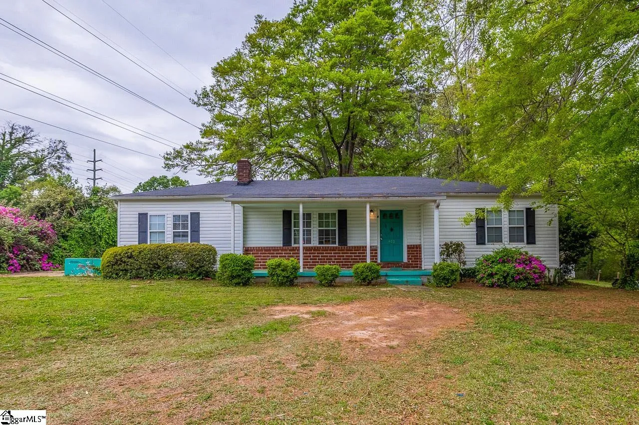 Property image 2 at 409 E Shore Drive, Spartanburg, SC 29302