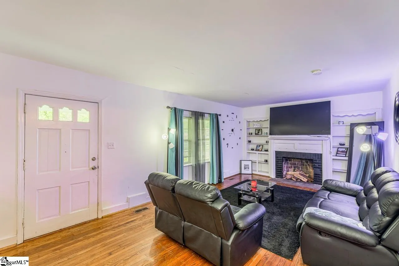 Property image 5 at 409 E Shore Drive, Spartanburg, SC 29302