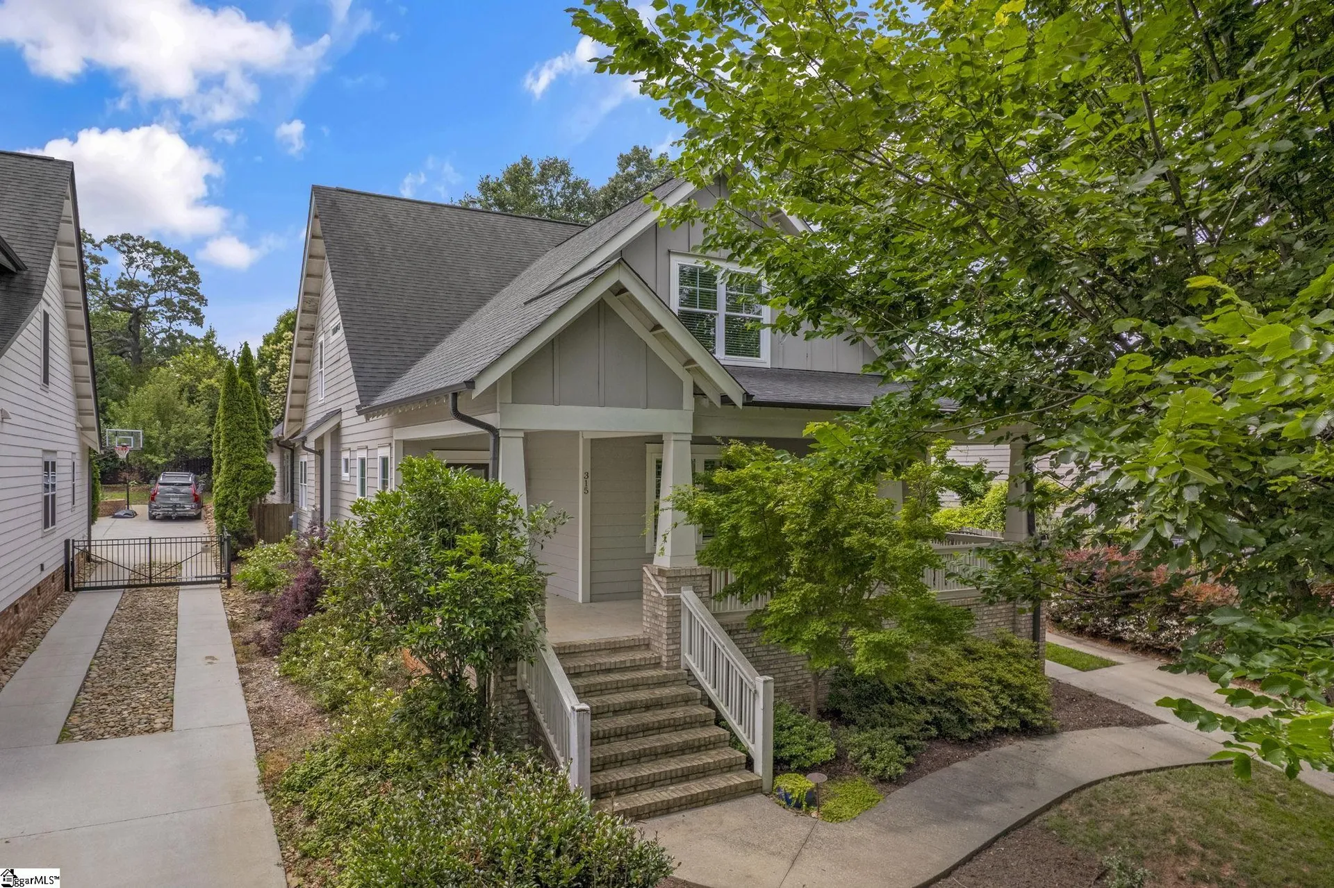 North Main, Greenville Community