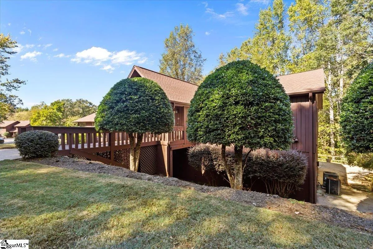 Property image 3 at 20 Creekside Way, Greenville, SC 29609