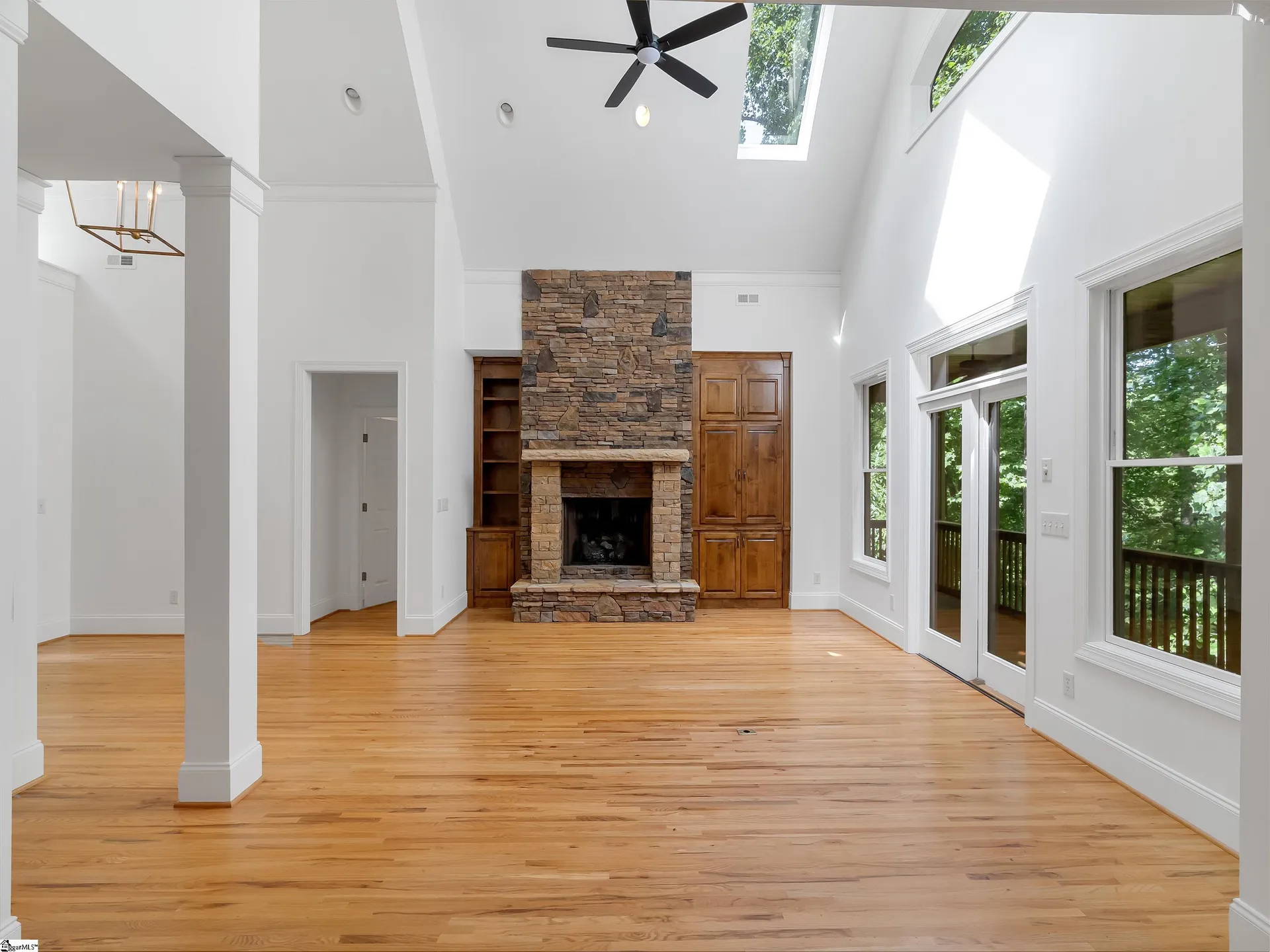 Property image 4 at 1 Touch Me Not Trail, Landrum, SC 29356