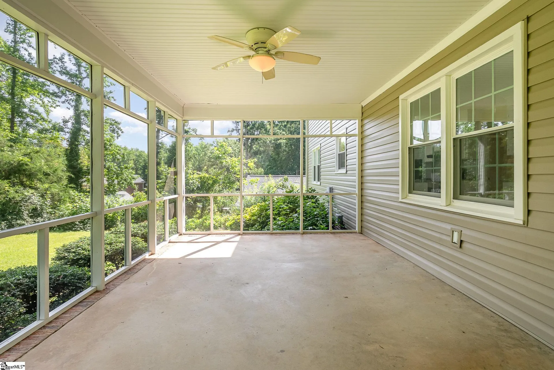 Property image 2 at 113 Robinwood Drive, Simpsonville, SC 29681