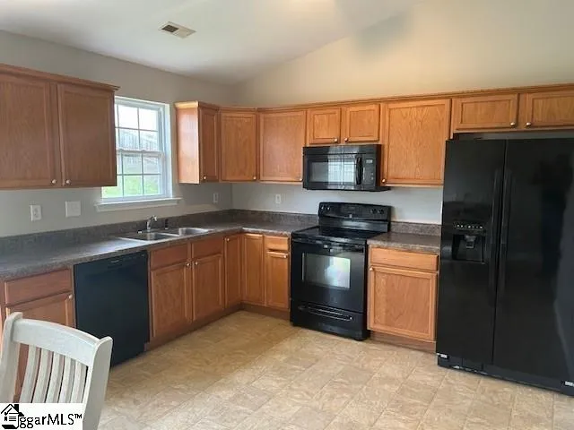 Property image 2 at 102 Lear Drive, Laurens, SC 29360